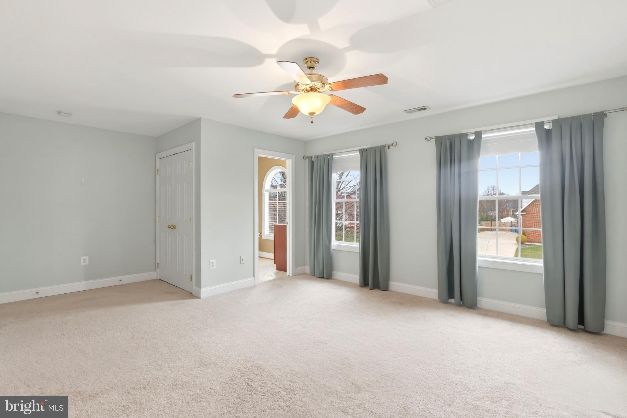 HERMITAGE - Residential