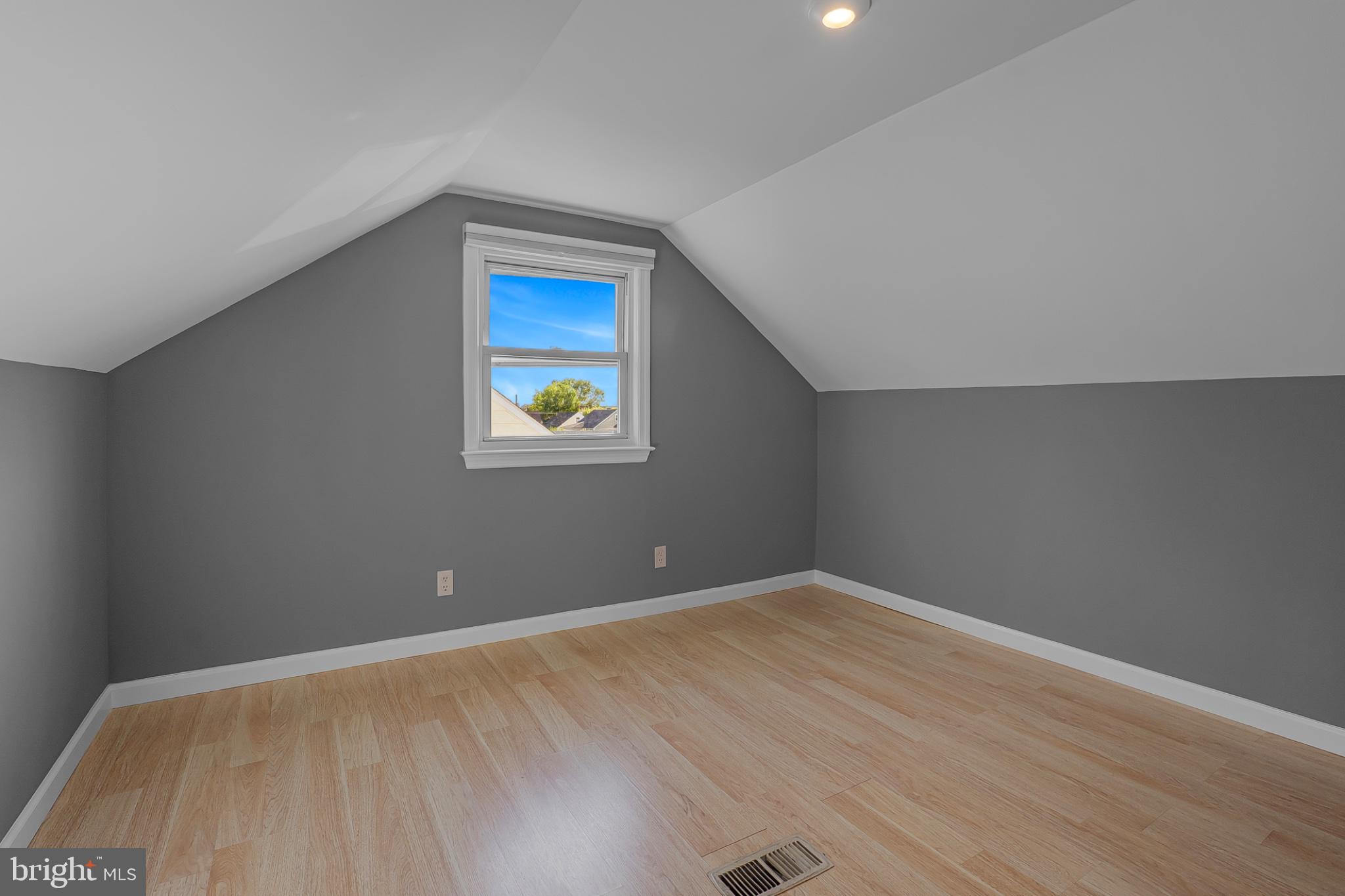 DEL RAY PARK - Residential