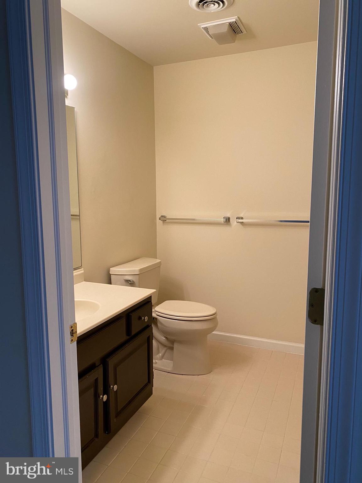 STONE HILL FARMS - Residential Lease