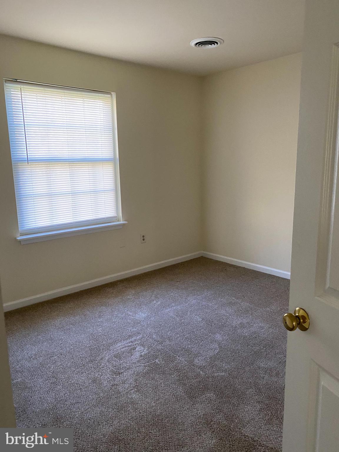 STONE HILL FARMS - Residential Lease