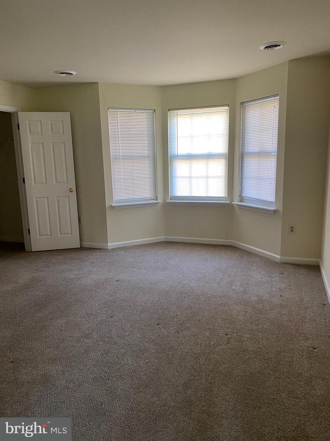 STONE HILL FARMS - Residential Lease