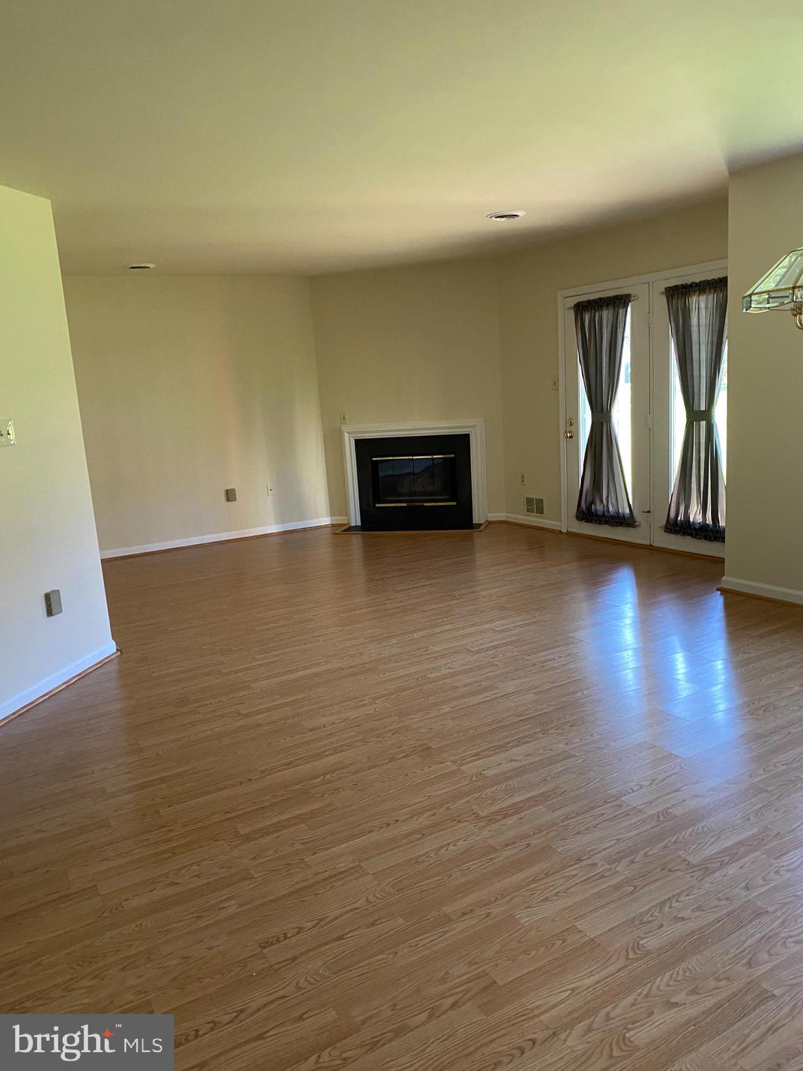 STONE HILL FARMS - Residential Lease