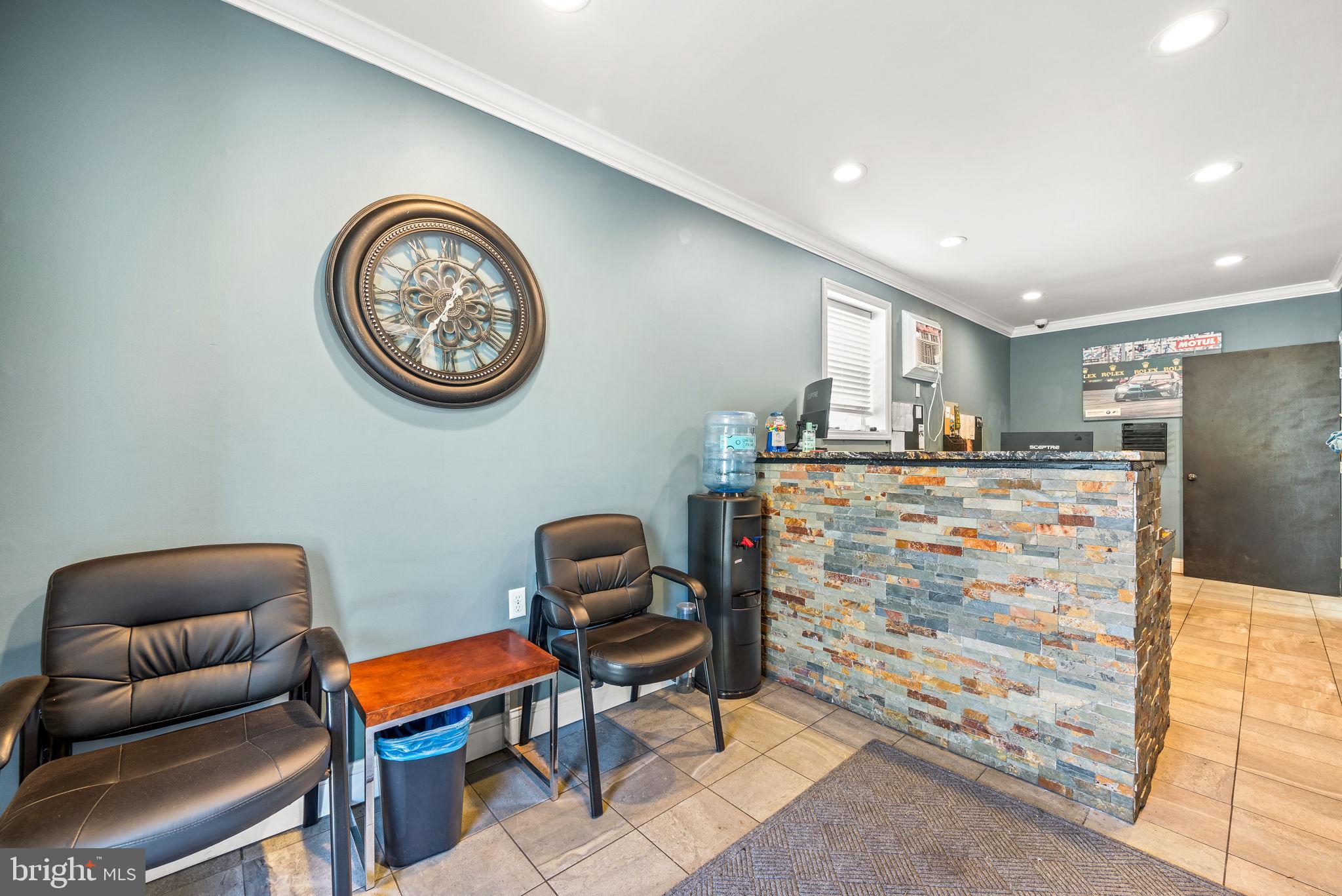 1851 POTTSTOWN PIKE