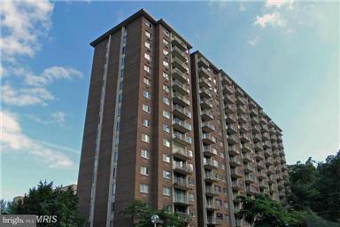 HUNTING CREEK CLUB CONDOMINIUMS - Residential