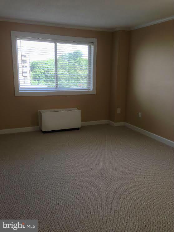 HUNTING CREEK CLUB CONDOMINIUMS - Residential