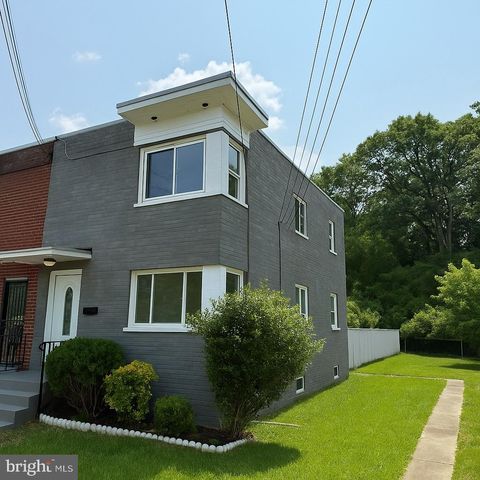 1838 LONGFORD DRIVE HYATTSVILLE MD 20782