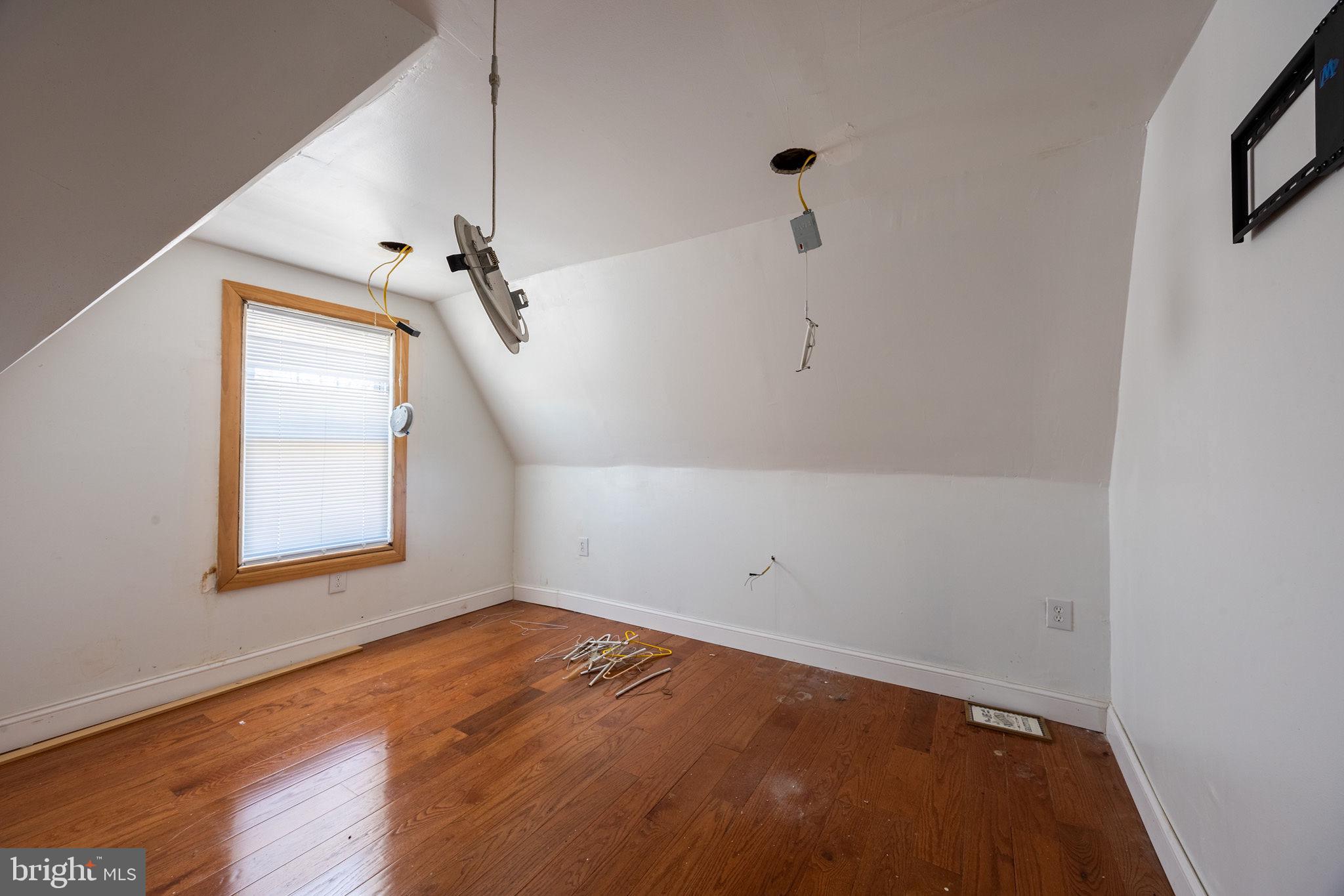 SHARON HILL - Residential