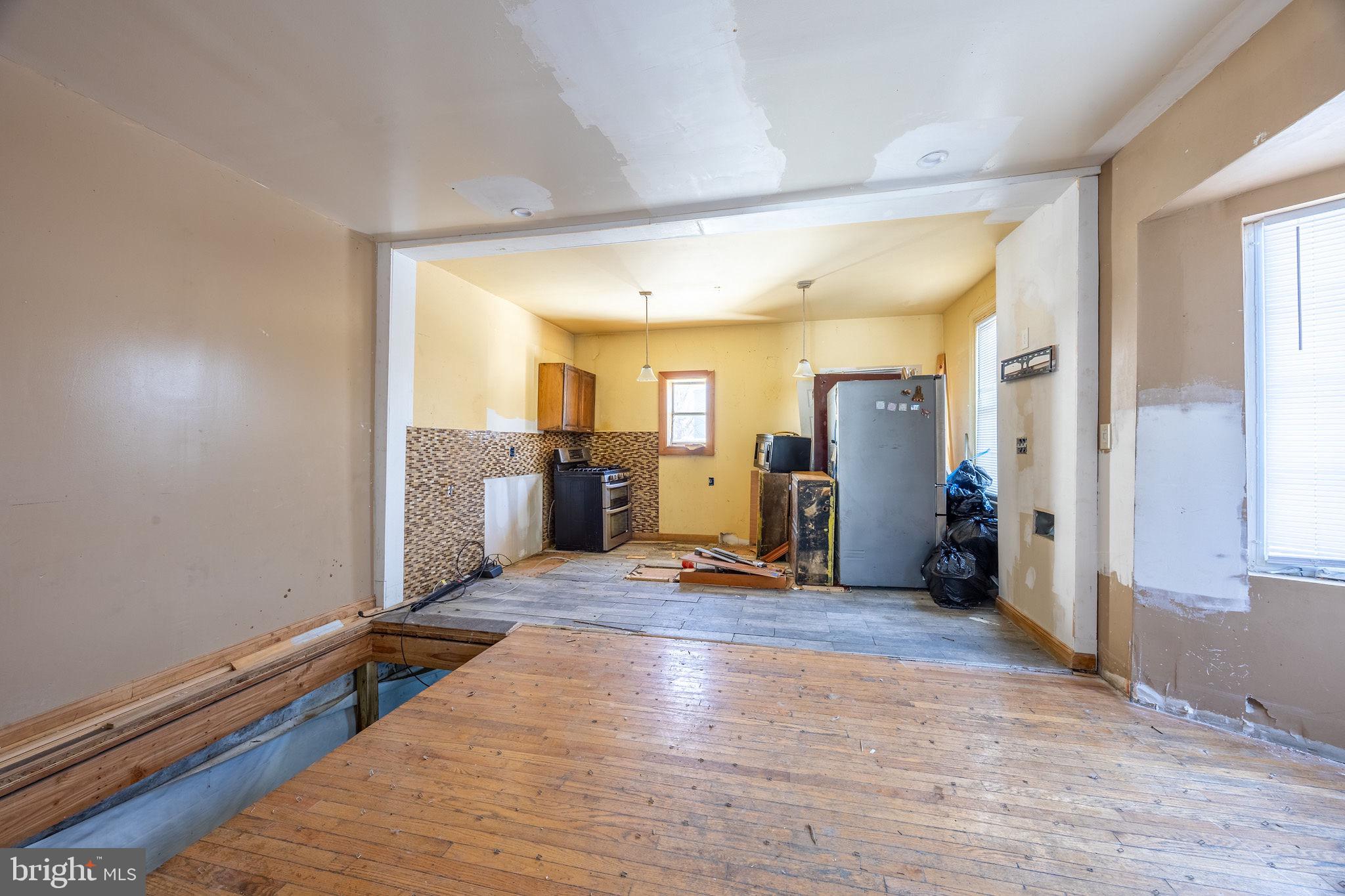 SHARON HILL - Residential