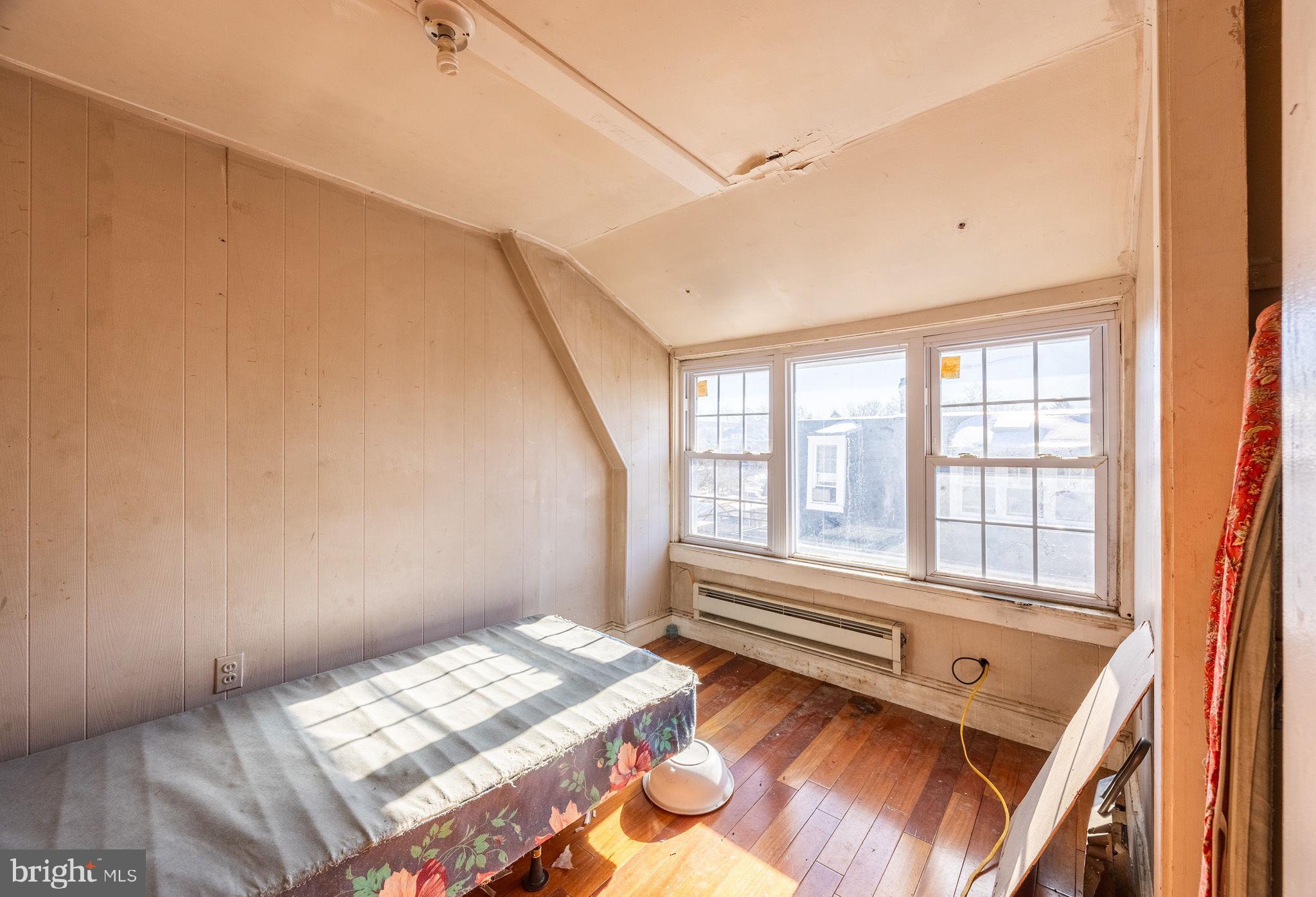 SHARON HILL - Residential