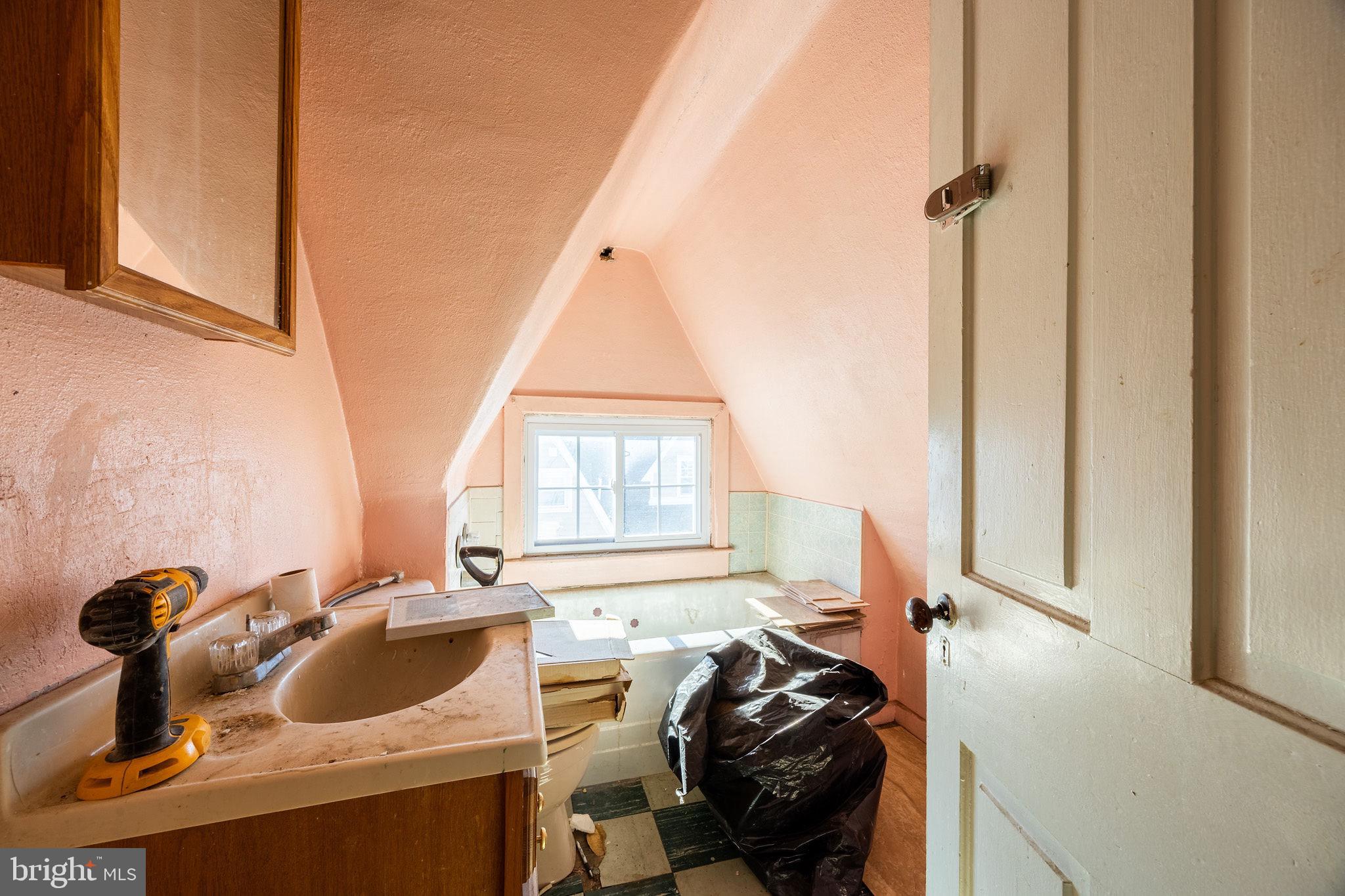 SHARON HILL - Residential