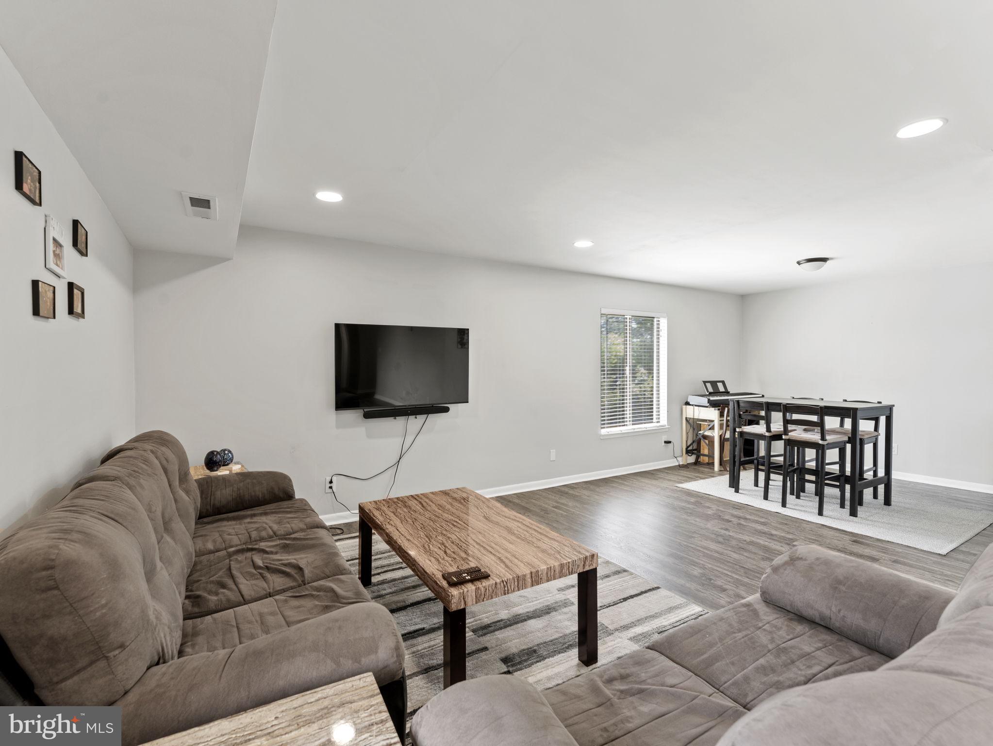 3100 S MANCHESTER STREET 541