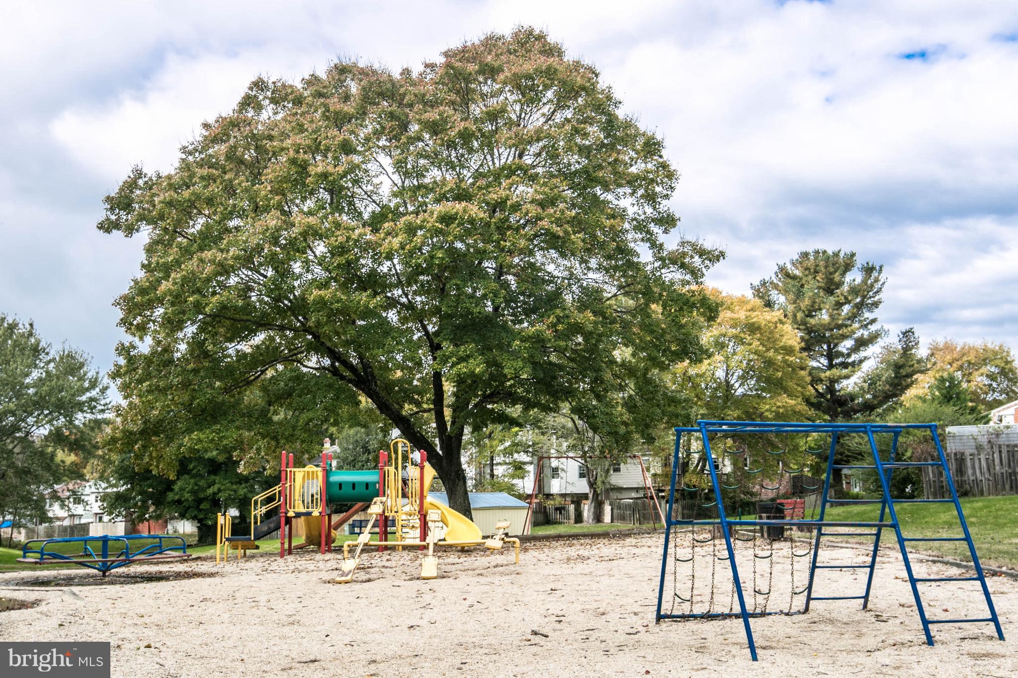 DALE CITY - Residential