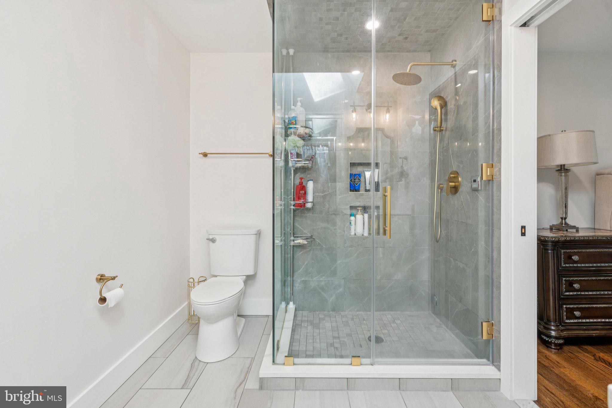 ROBERTS GLEN - Residential