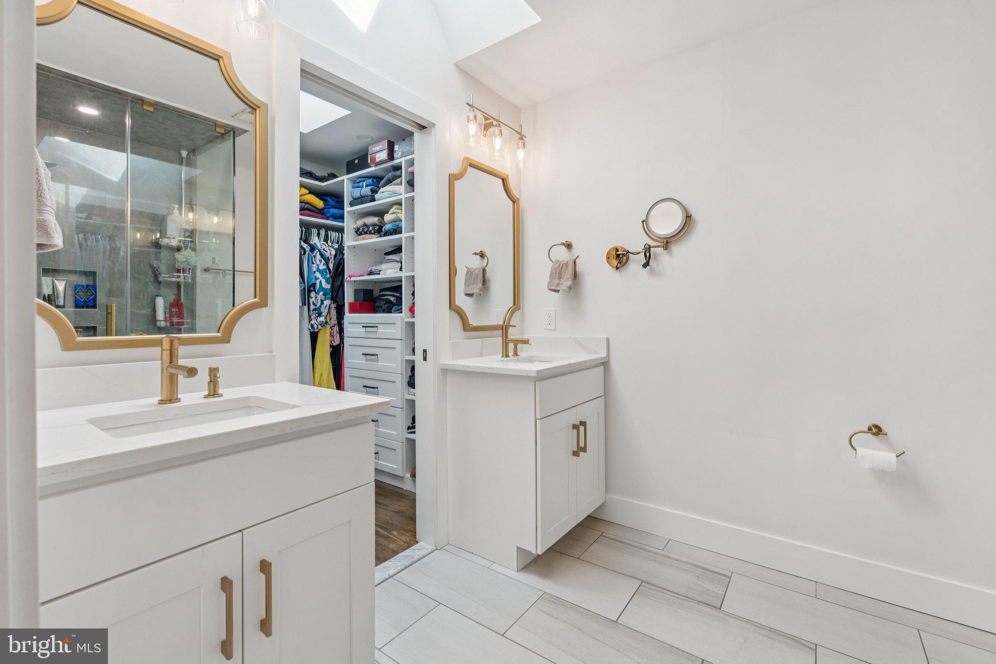 ROBERTS GLEN - Residential