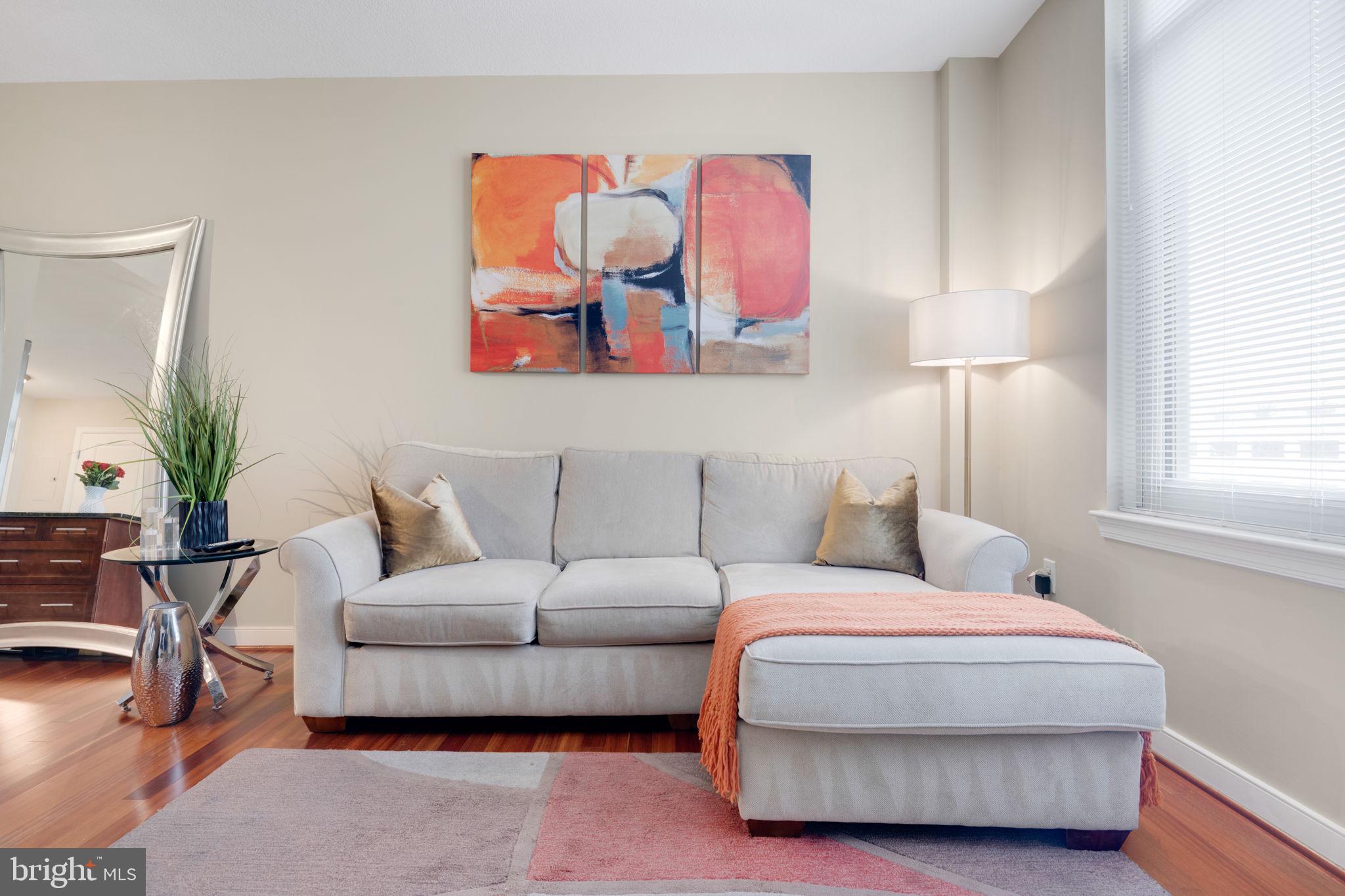 155 POTOMAC PASSAGE 533