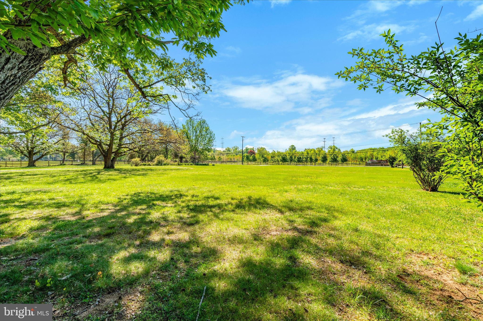 LAYTONSVILLE OUTSIDE - Residential