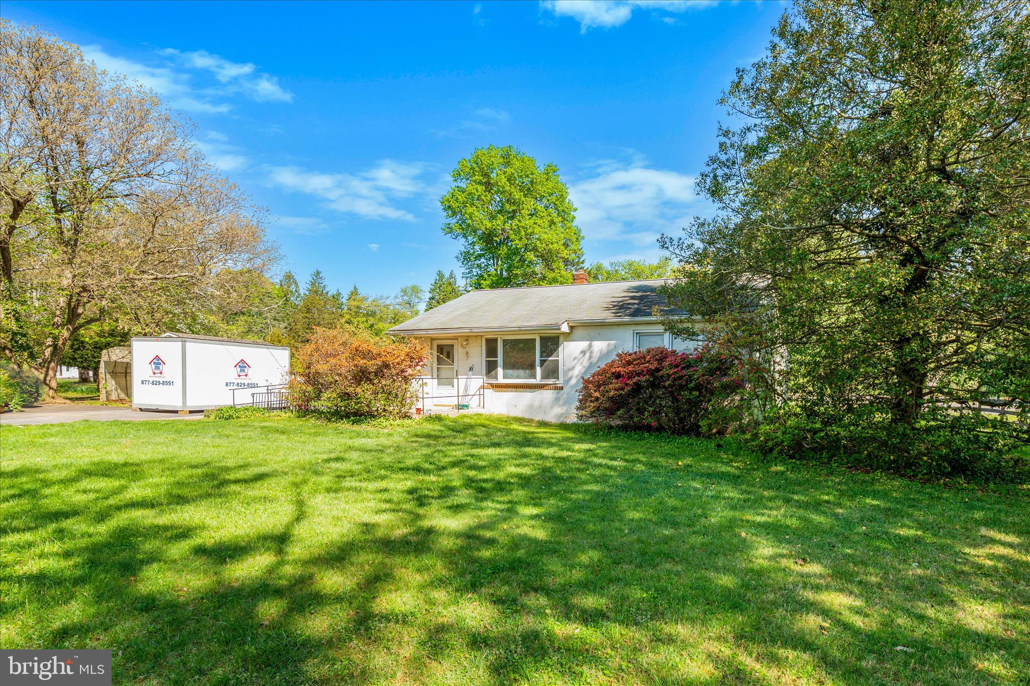 LAYTONSVILLE OUTSIDE - Residential