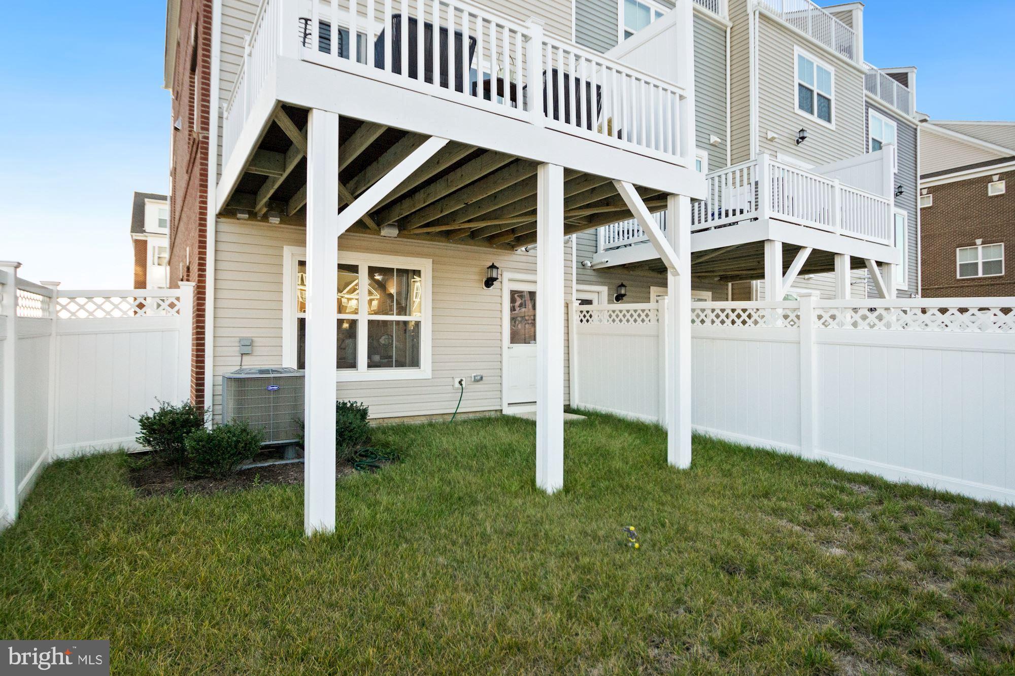 STONEHAVEN - Residential