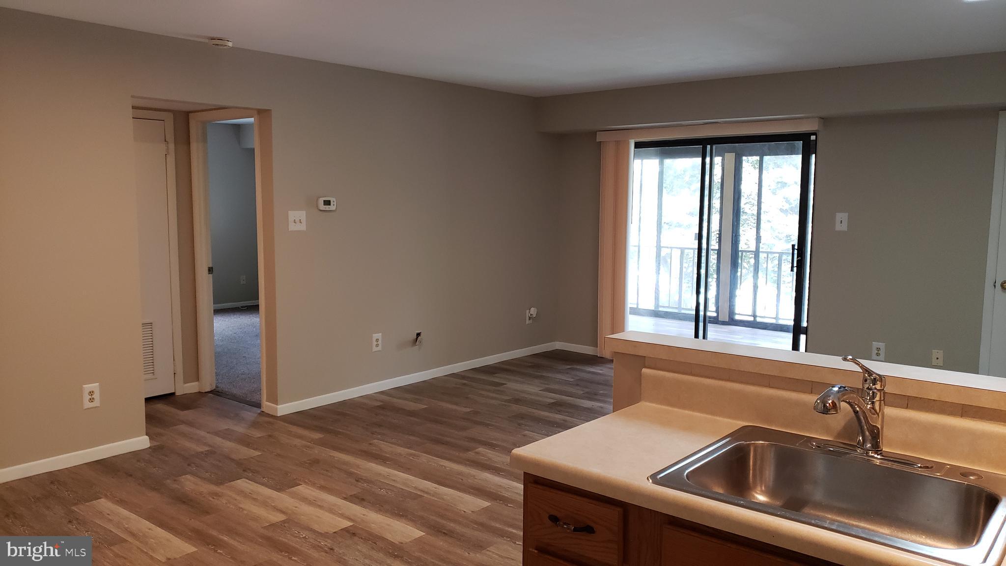 FAIRWAYS AT BROOKSID - Residential Lease