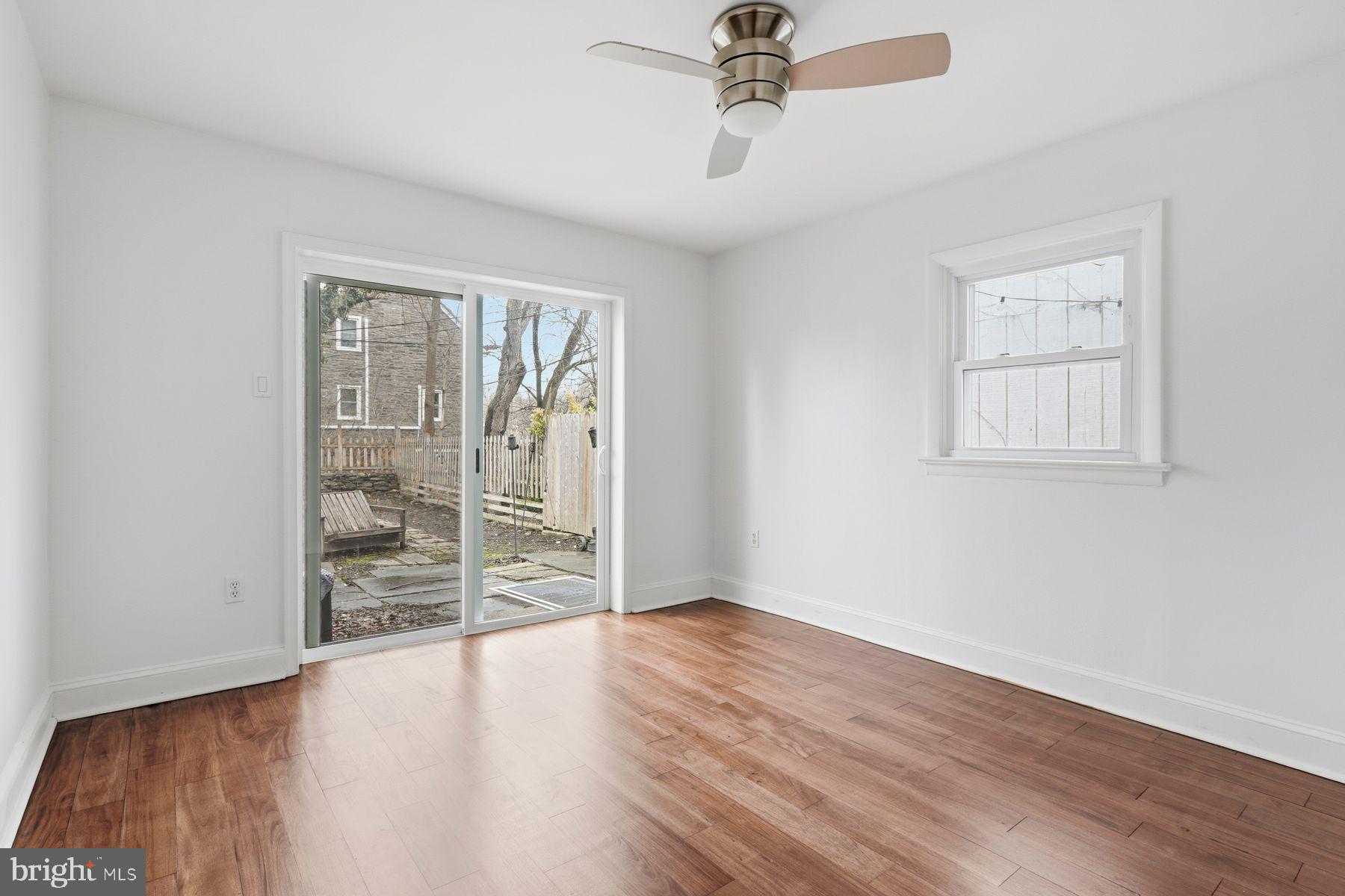 CHESTNUT HILL - Residential