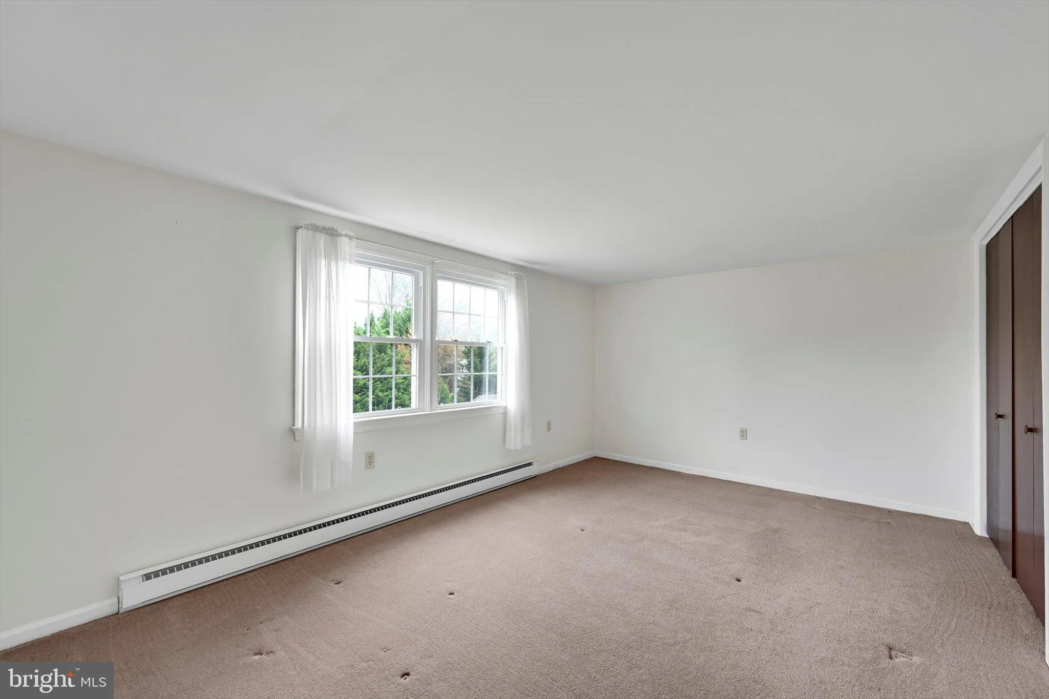 Strasburg, Pennsylvania 17579, United States, 4 Bedrooms Bedrooms, ,2 BathroomsBathrooms,Residential,Active,109044