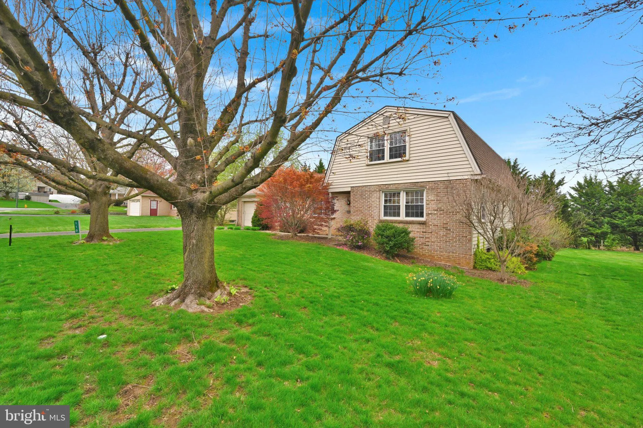 Strasburg, Pennsylvania 17579, United States, 4 Bedrooms Bedrooms, ,2 BathroomsBathrooms,Residential,Active,109044