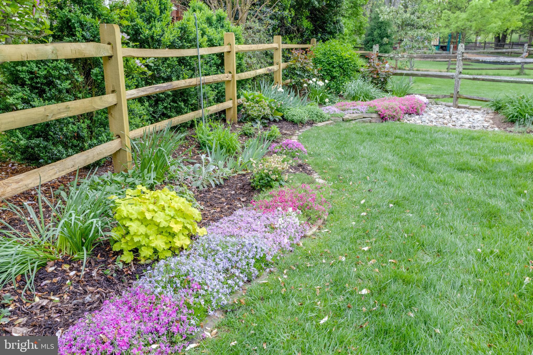 WELLINGTON/CLOVERHILL - Residential