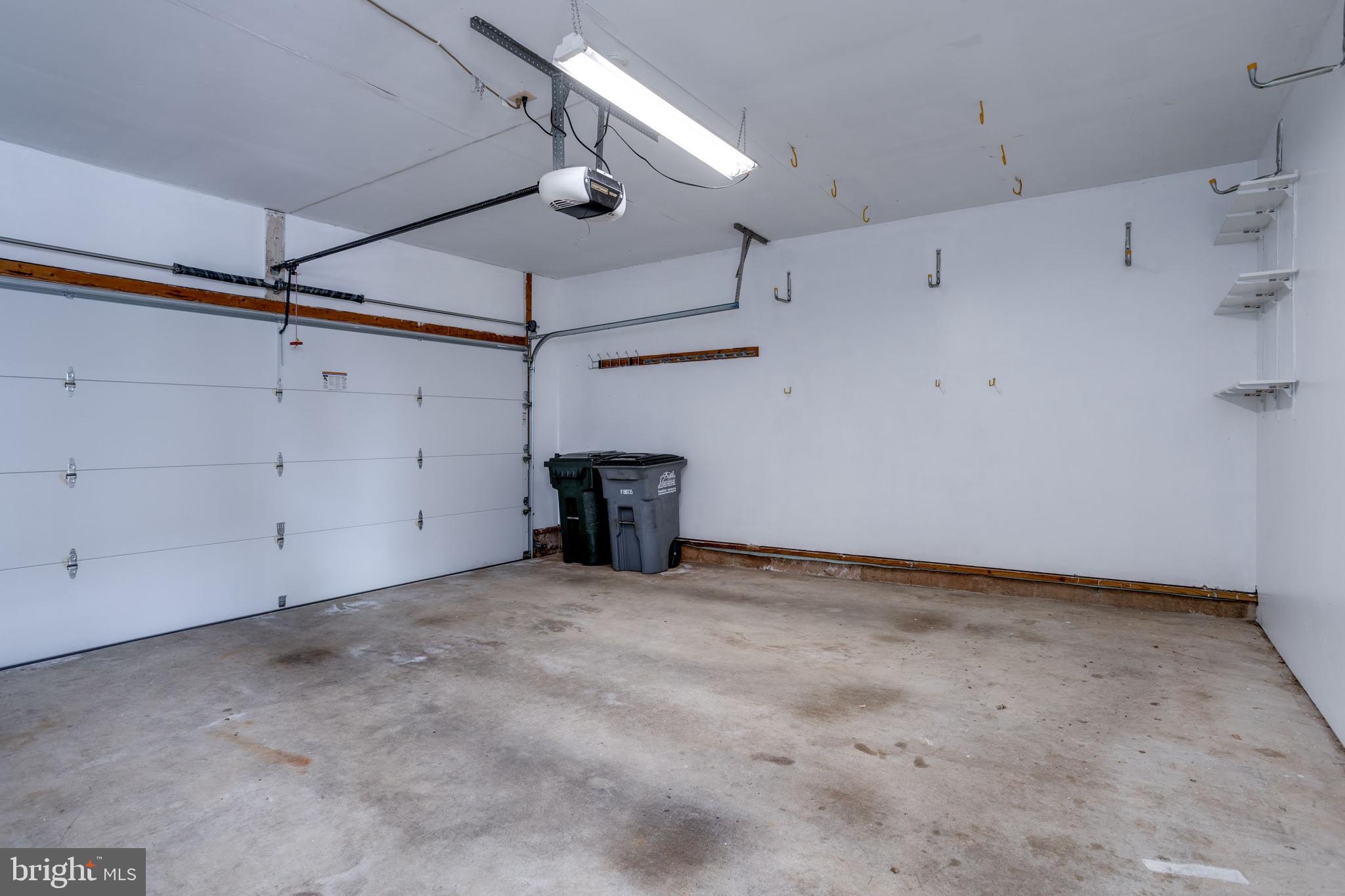 WELLINGTON/CLOVERHILL - Residential