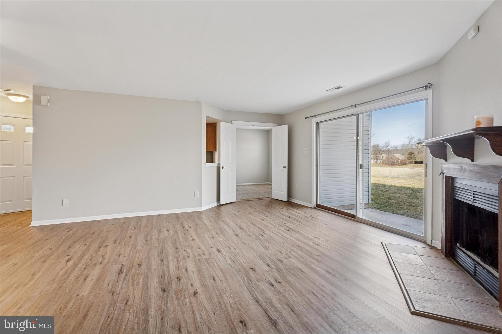 MEWS AT WYCKFORD C - Residential Lease