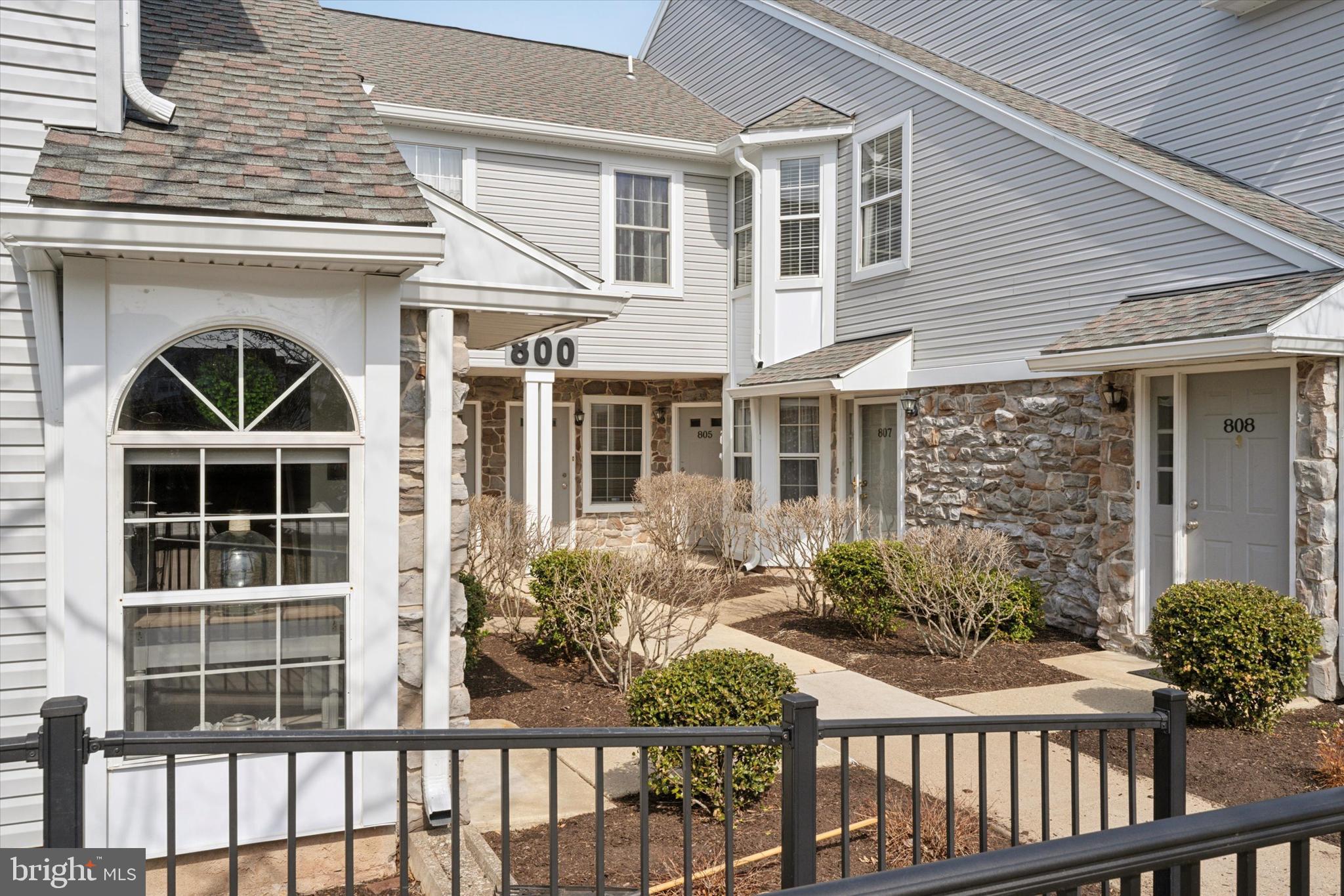 MEWS AT WYCKFORD C - Residential Lease