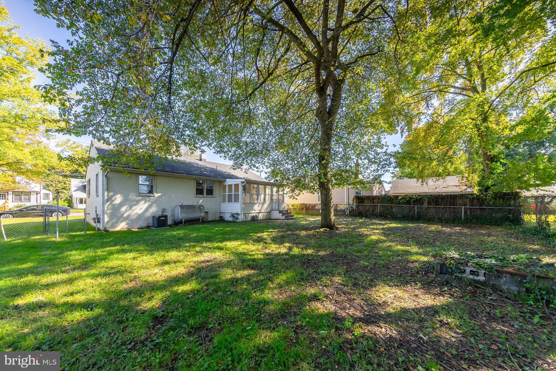 29 HARDING AVENUE