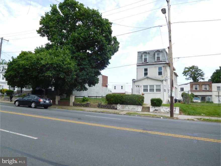 **GREAT OPPORTUNITY FOR URBAN/CITY BUILDERS**  115 & 117 N 63  must be sold together  Do you have a vision for a property that you would like to build? Would you like to build in a central location, not far from center city, transportation? Then this is the right lot for you! Estate Property and seller is motivated to sale. Property runs street to street on busy  64rd street Submit an offer now, all offers will be presented.. $5000 deposit and proof of funds required, buyer is responsible for u/o and own due diligence.