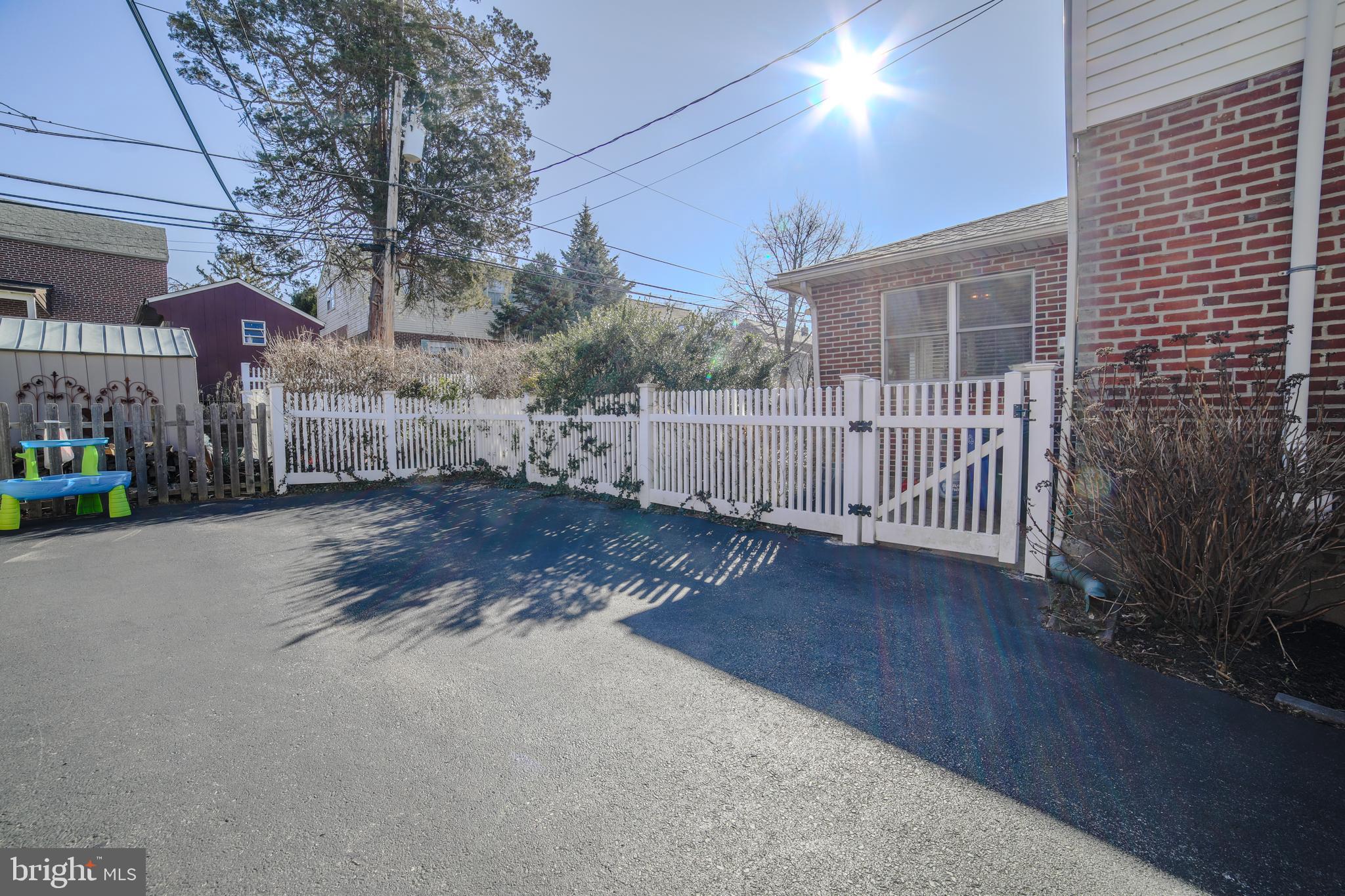 CHATHAM PARK - Residential Lease