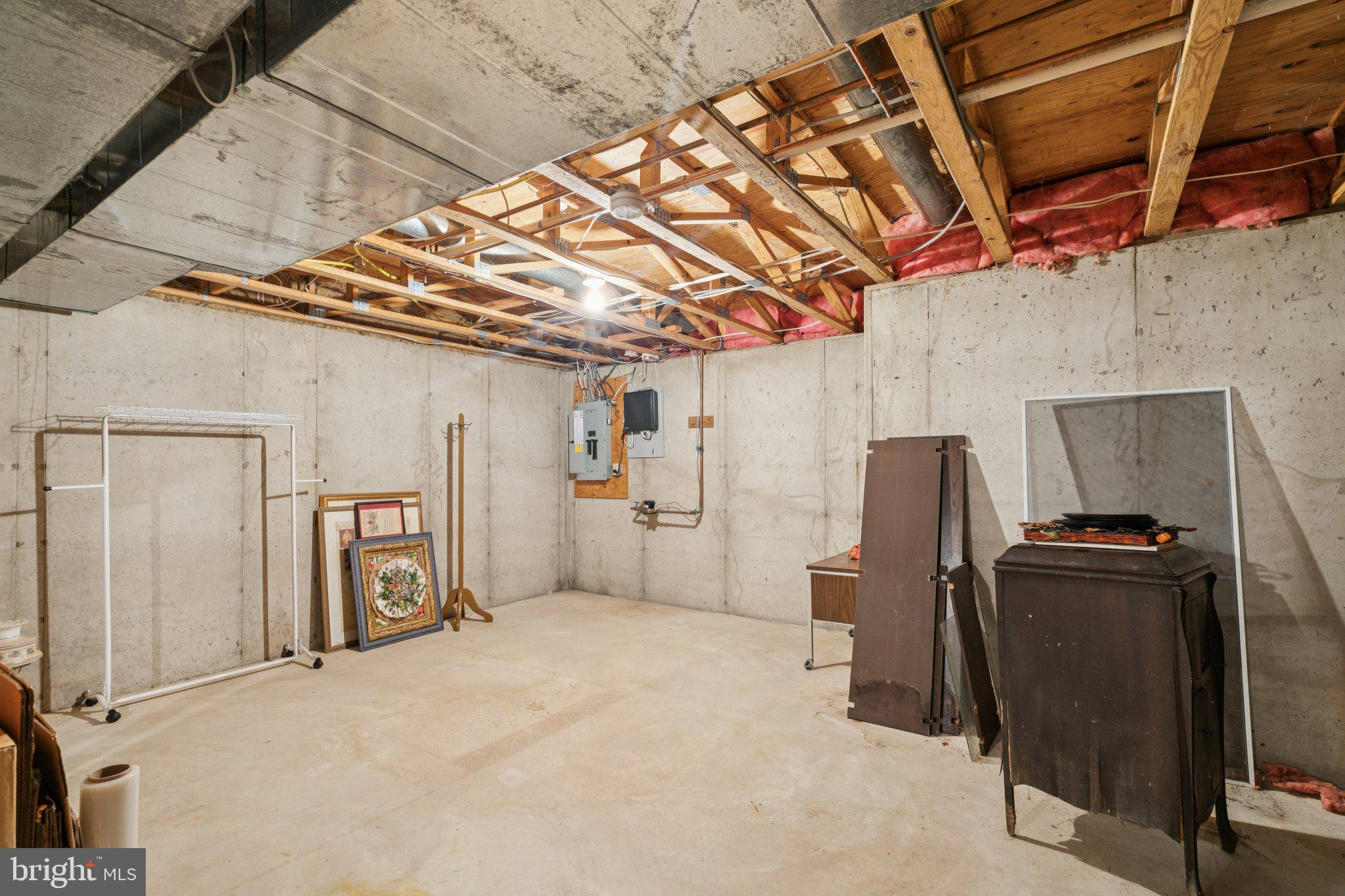 PLUM TREE VILLAGE - Residential