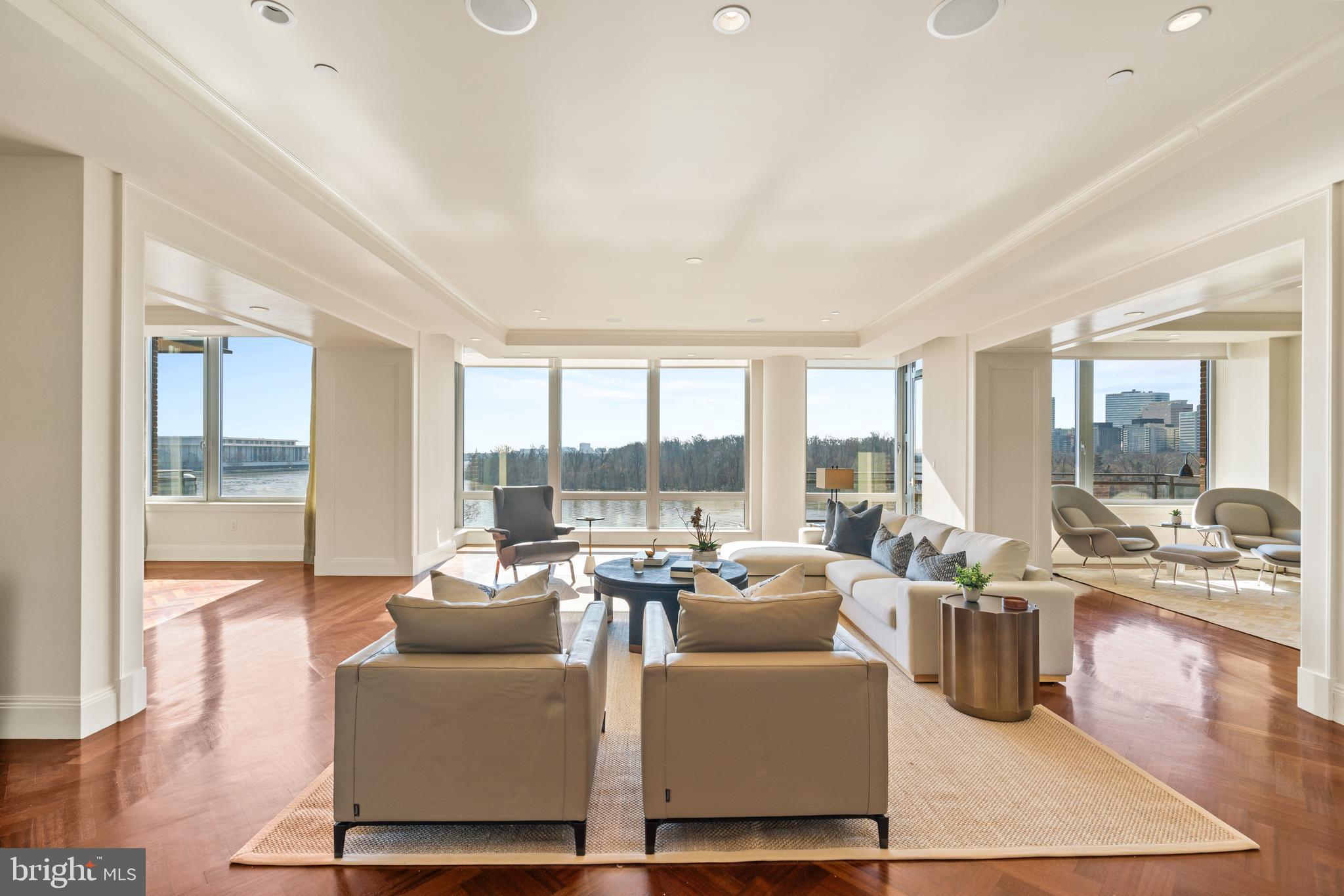 GEORGETOWN - Residential