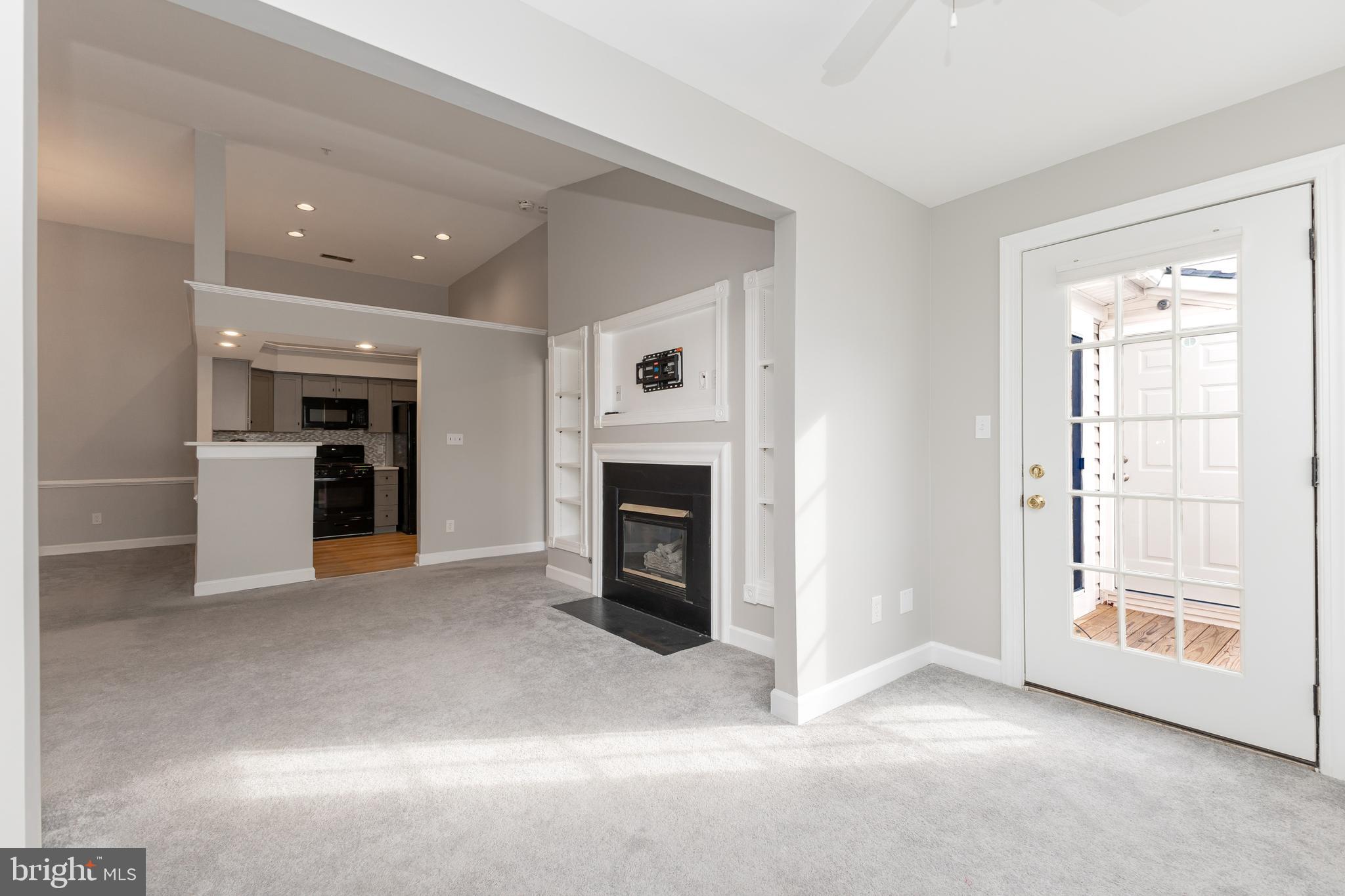 HIGHLAND AT GUNSTON CORNER - Residential