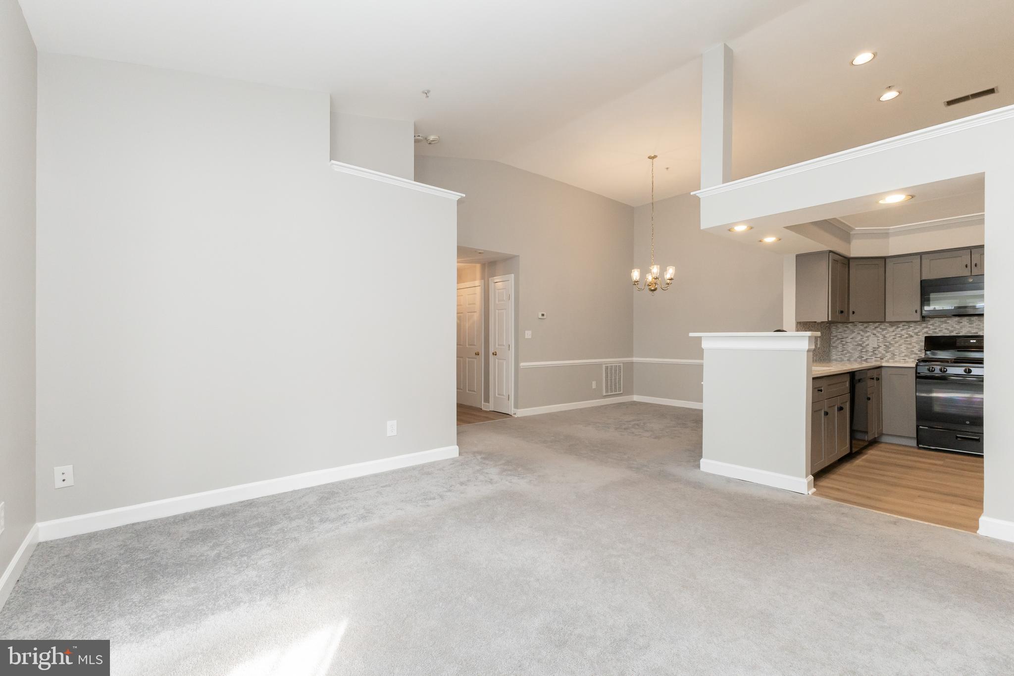 HIGHLAND AT GUNSTON CORNER - Residential