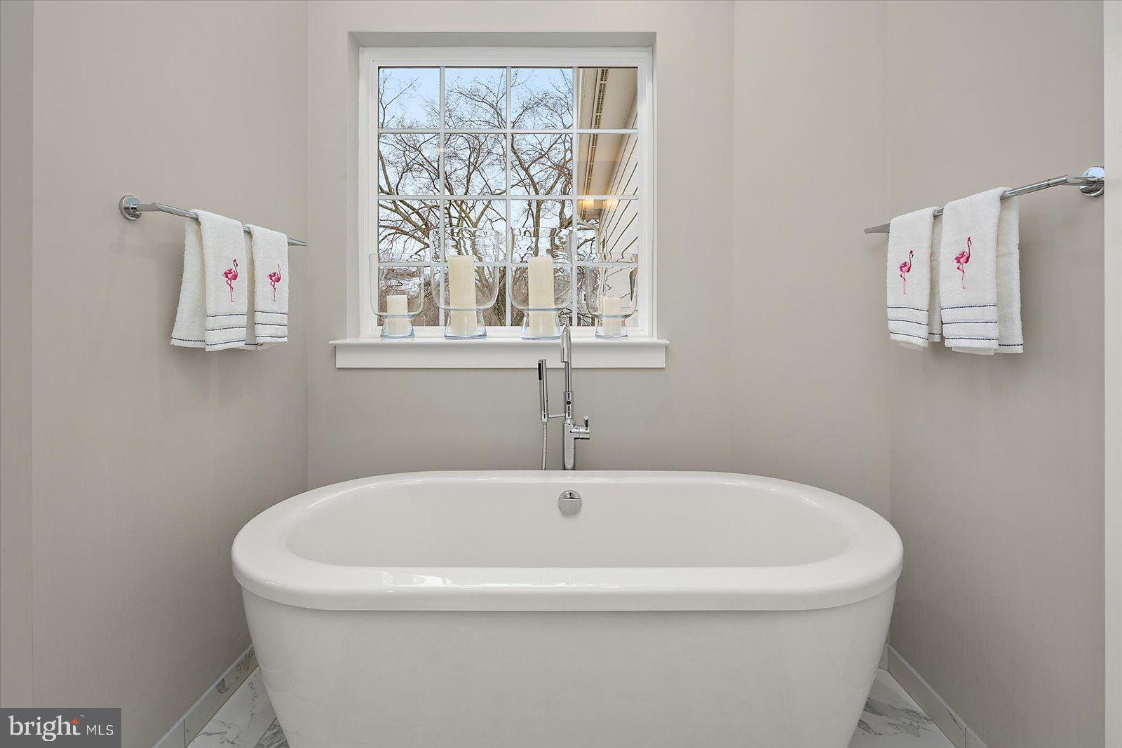 PRIMROSE HILL - Residential