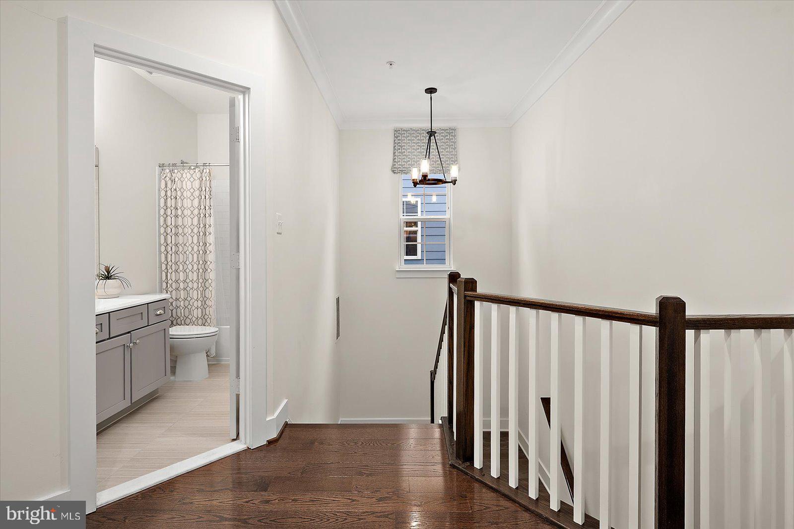 PRIMROSE HILL - Residential