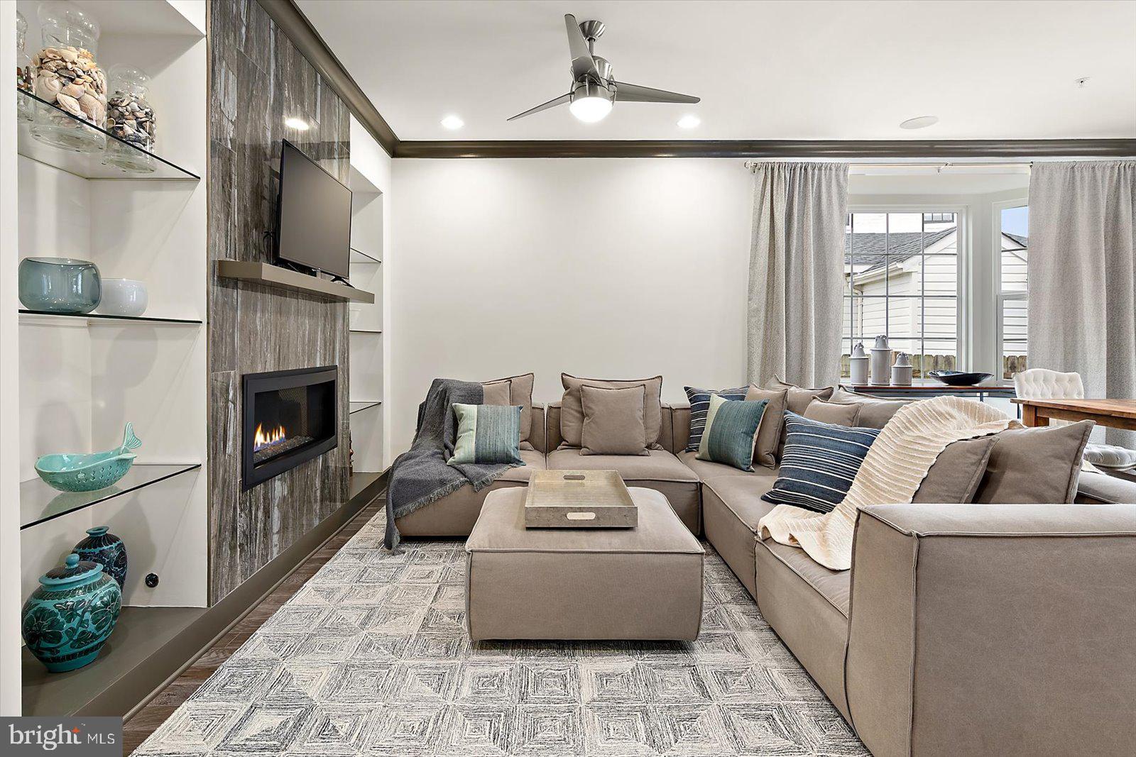 PRIMROSE HILL - Residential