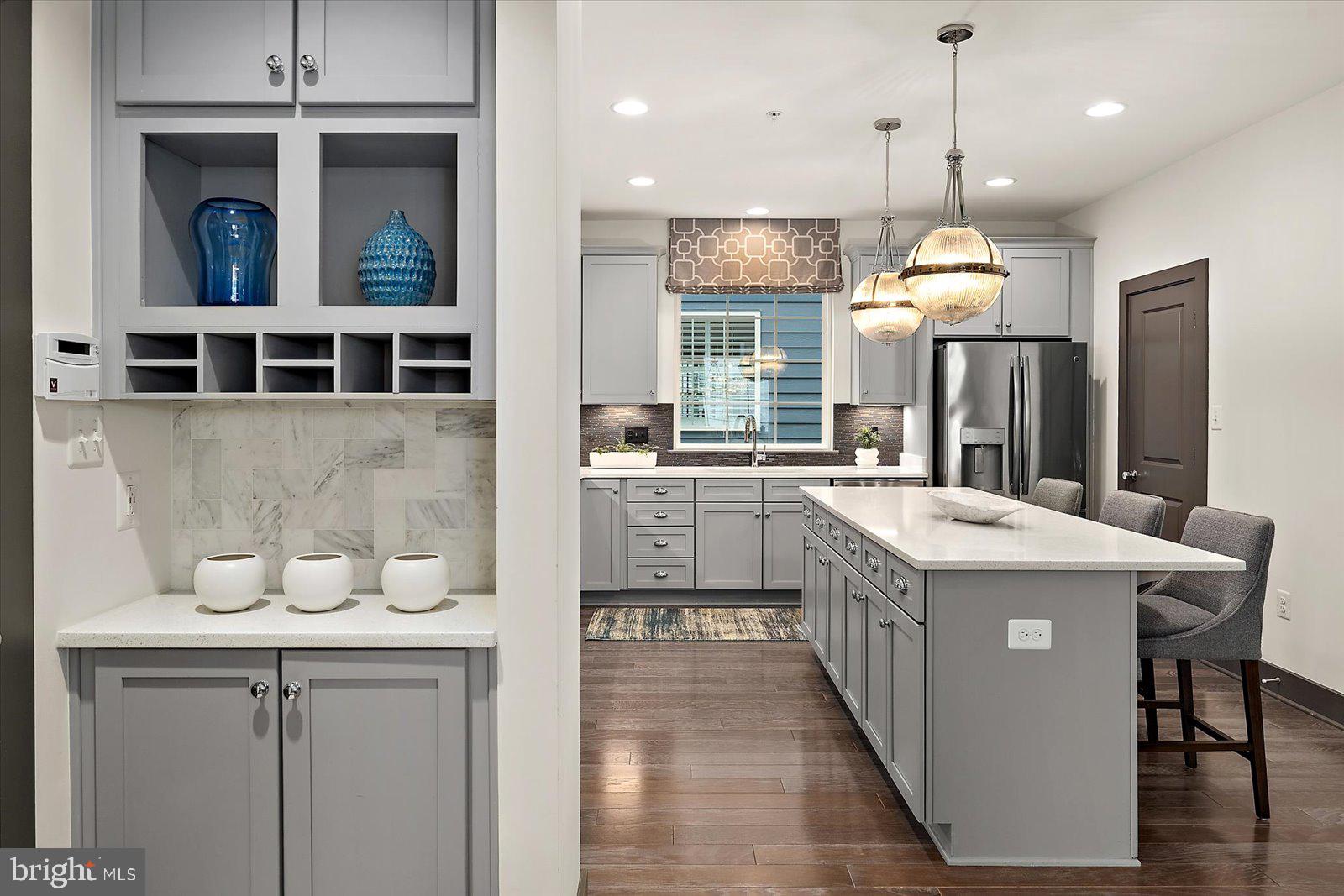 PRIMROSE HILL - Residential