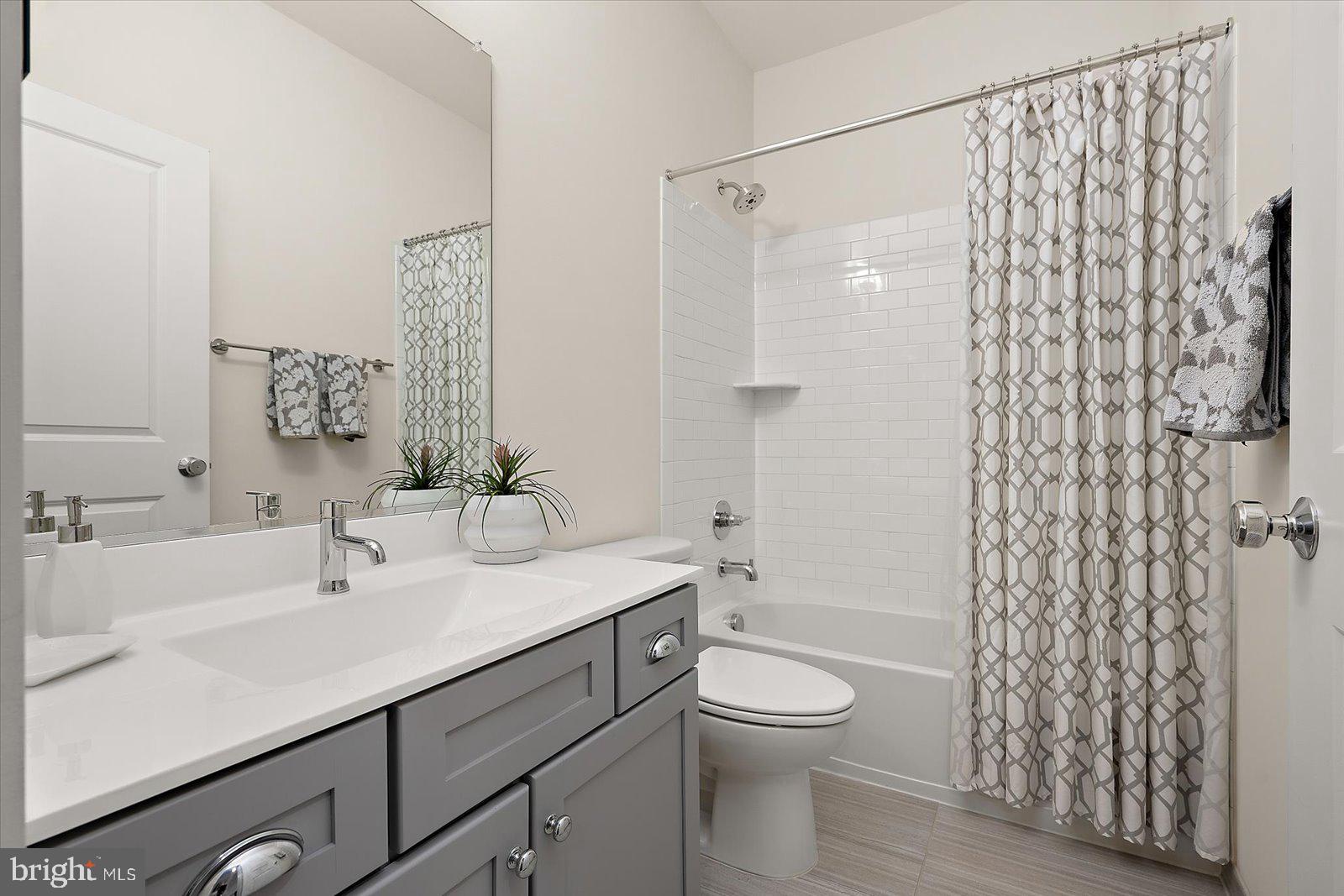 PRIMROSE HILL - Residential