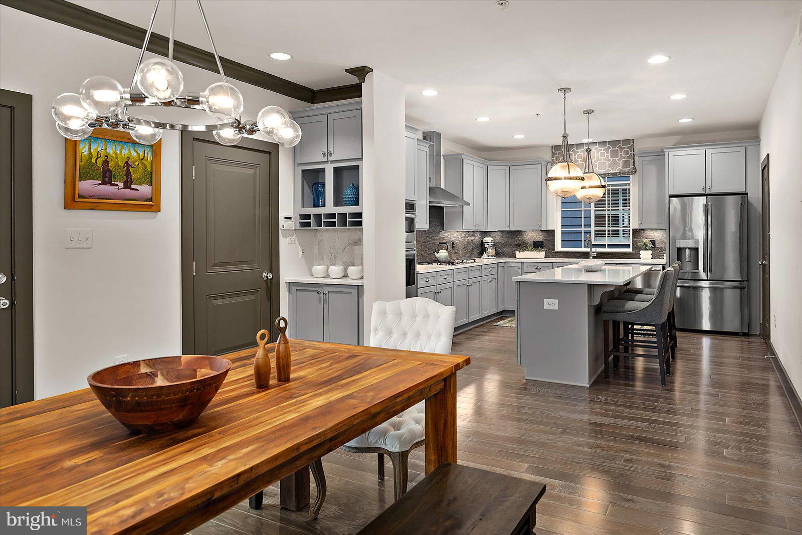 PRIMROSE HILL - Residential