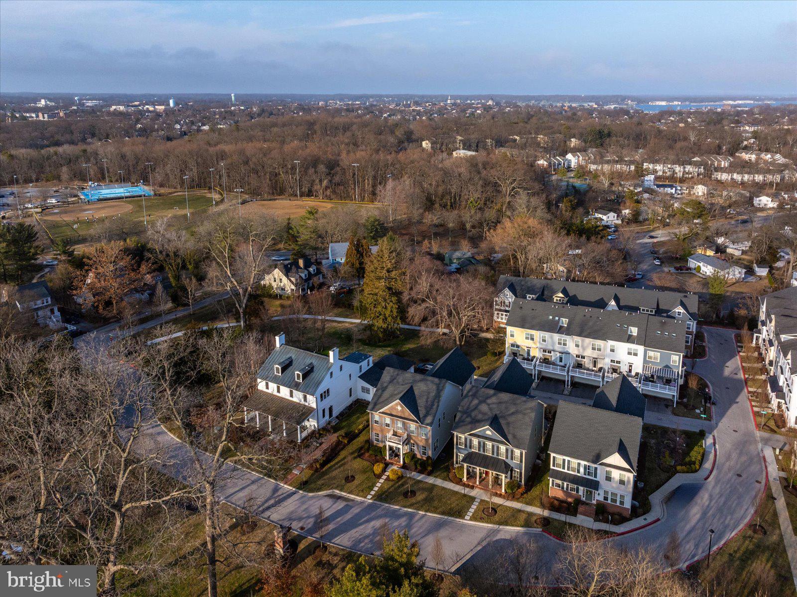 PRIMROSE HILL - Residential