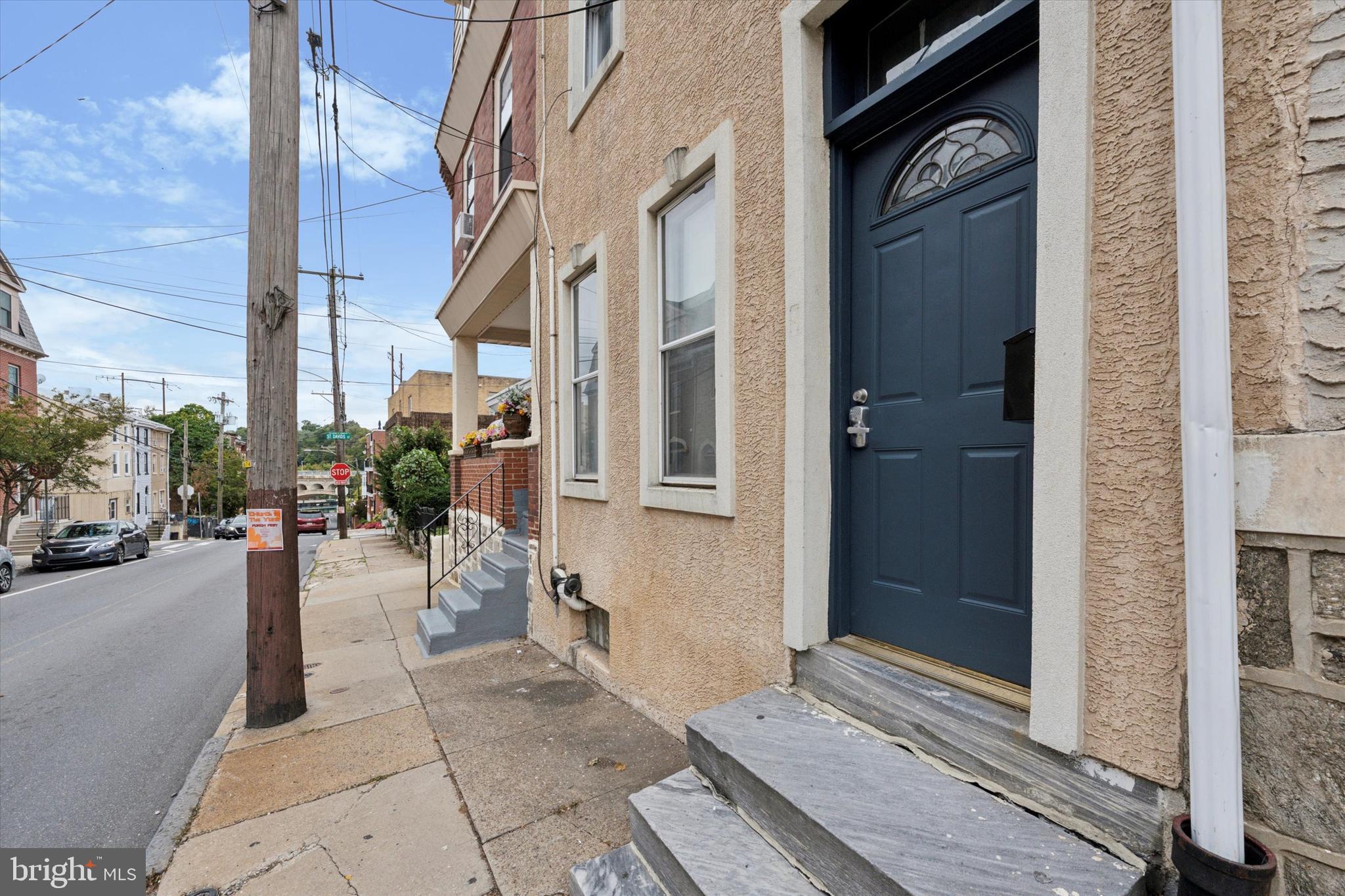 MANAYUNK - Residential Lease