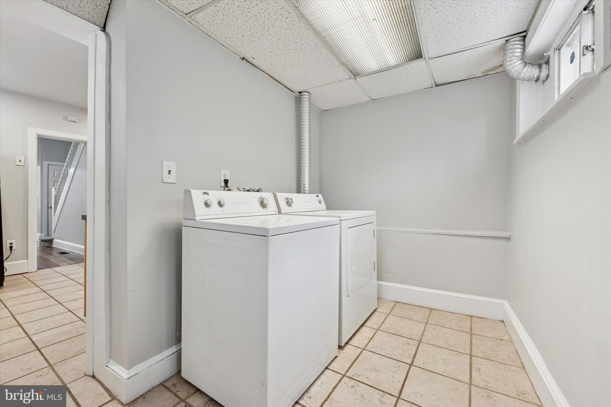MANAYUNK - Residential Lease