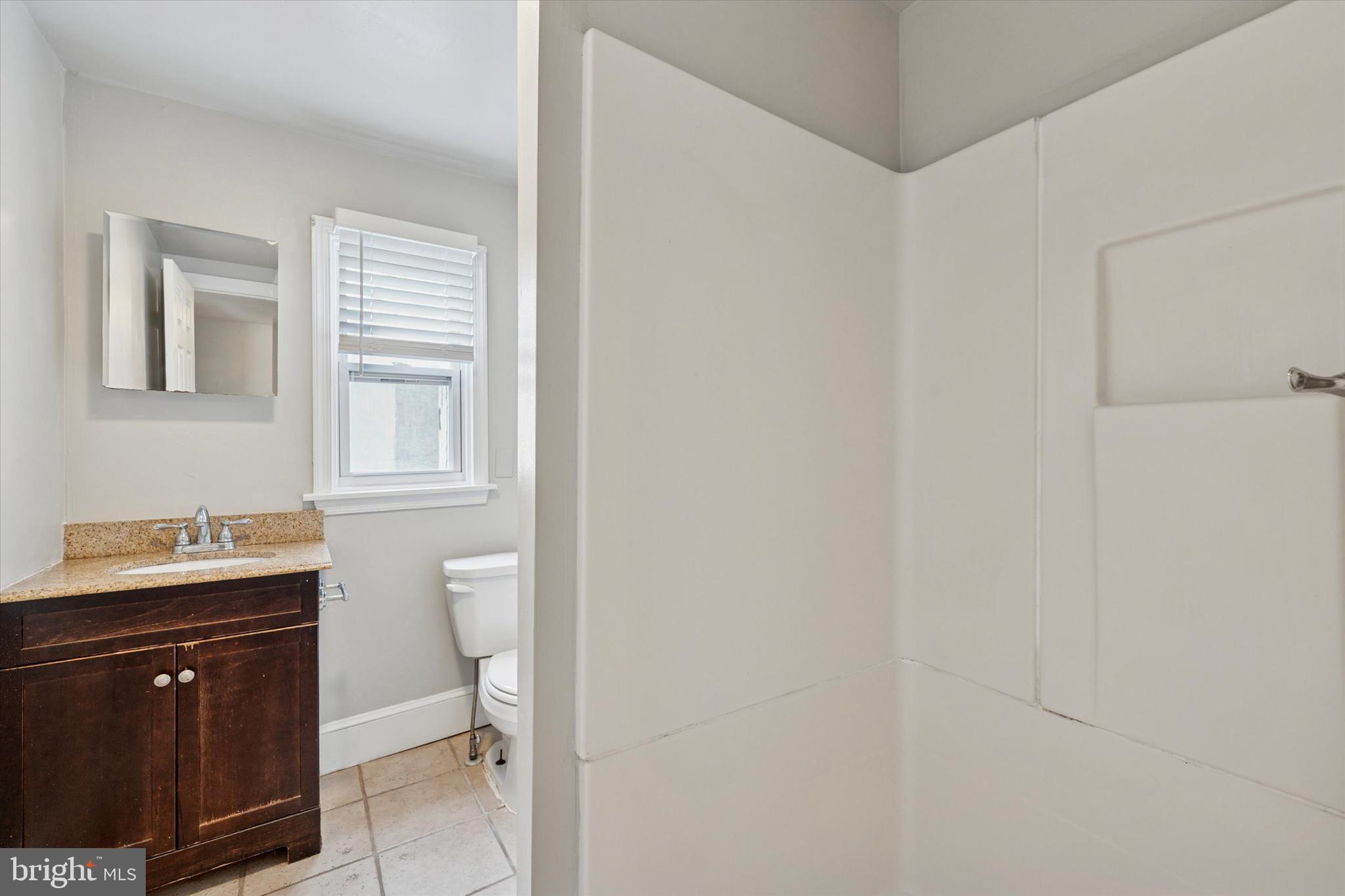 MANAYUNK - Residential Lease