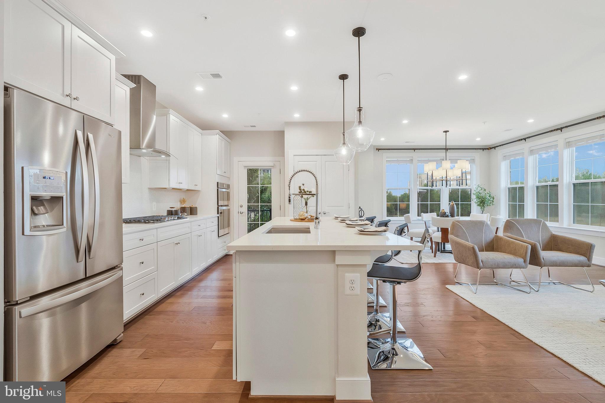 2319 FIELD POINT ROAD 104