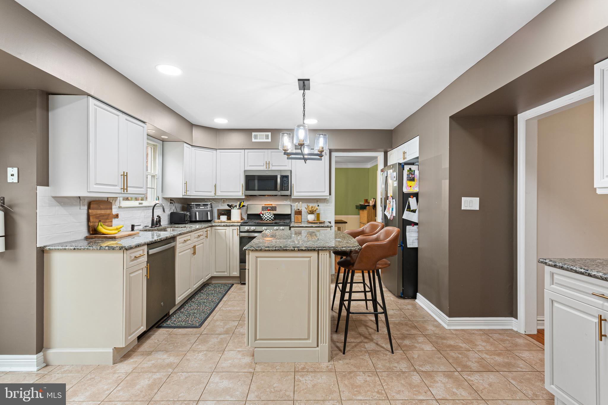 WETHERSFIELD - Residential