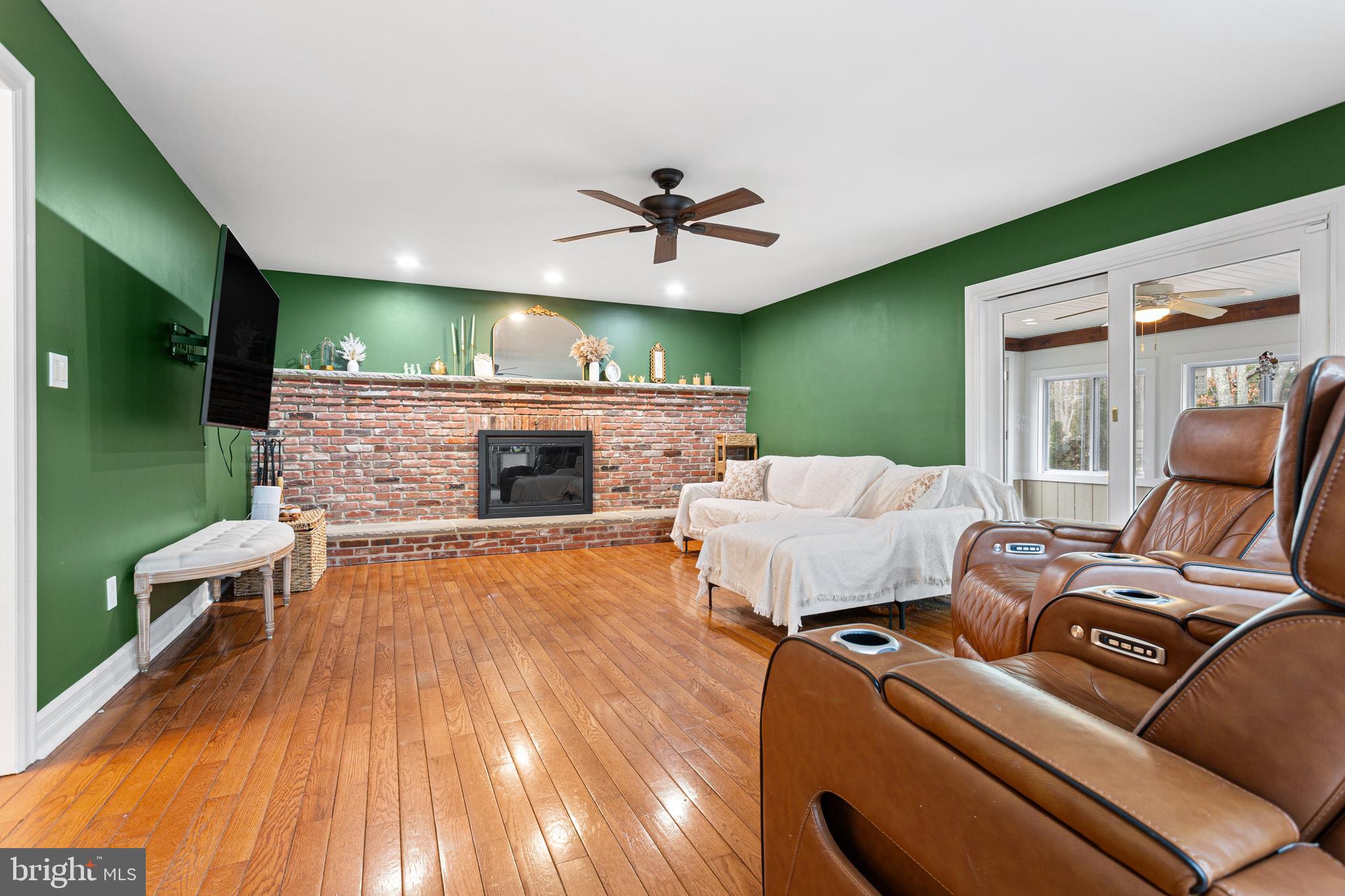 WETHERSFIELD - Residential